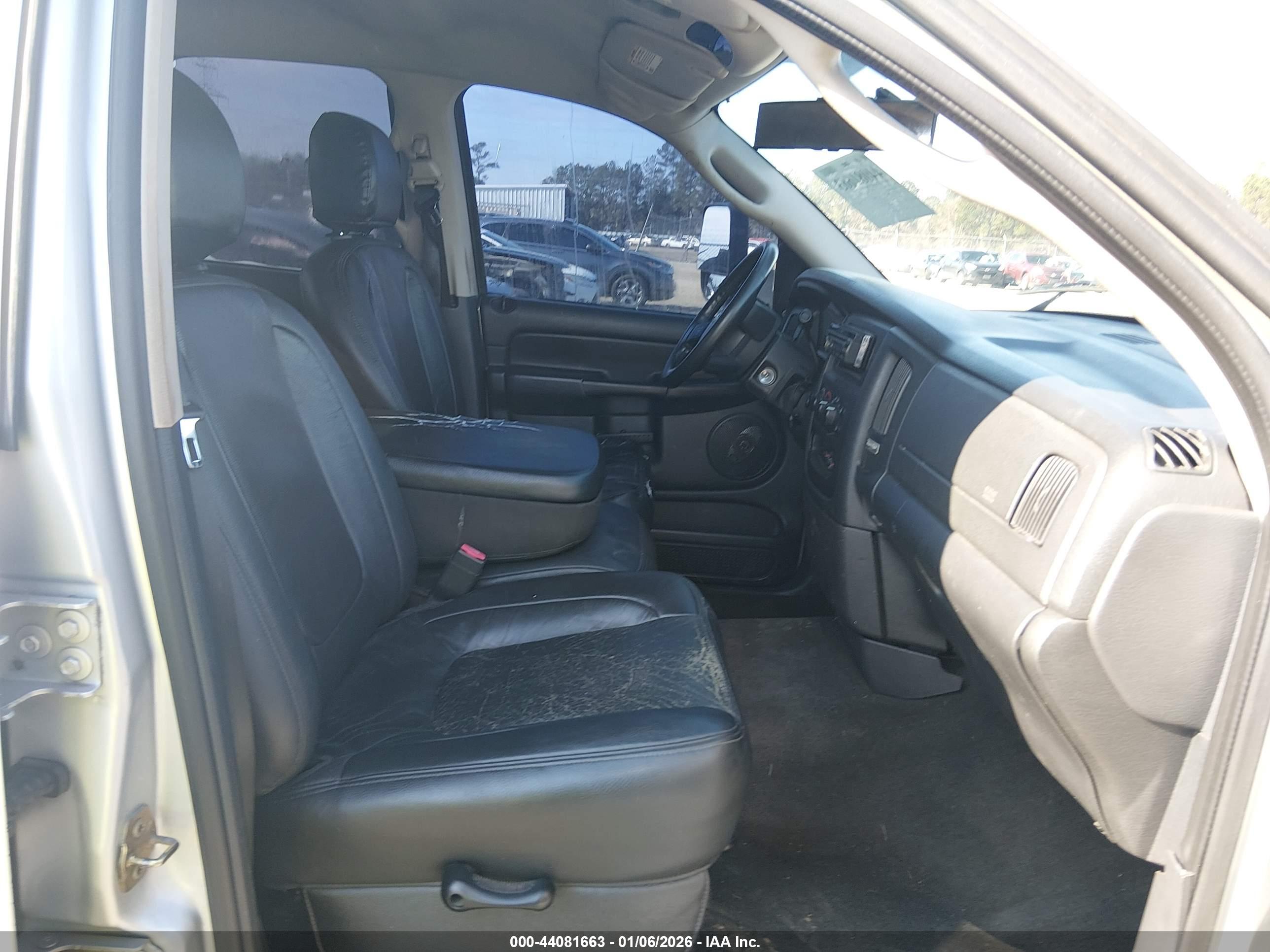 DODGE RAM image 5