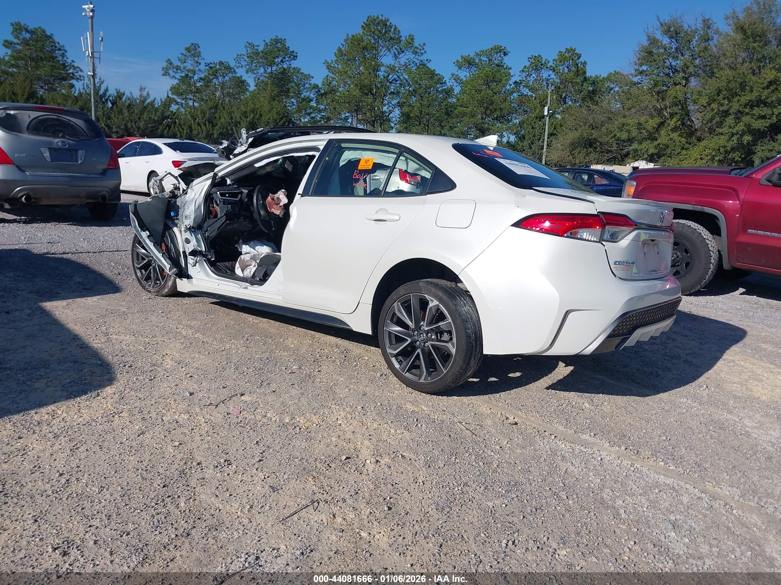 TOYOTA COROLLA image 3