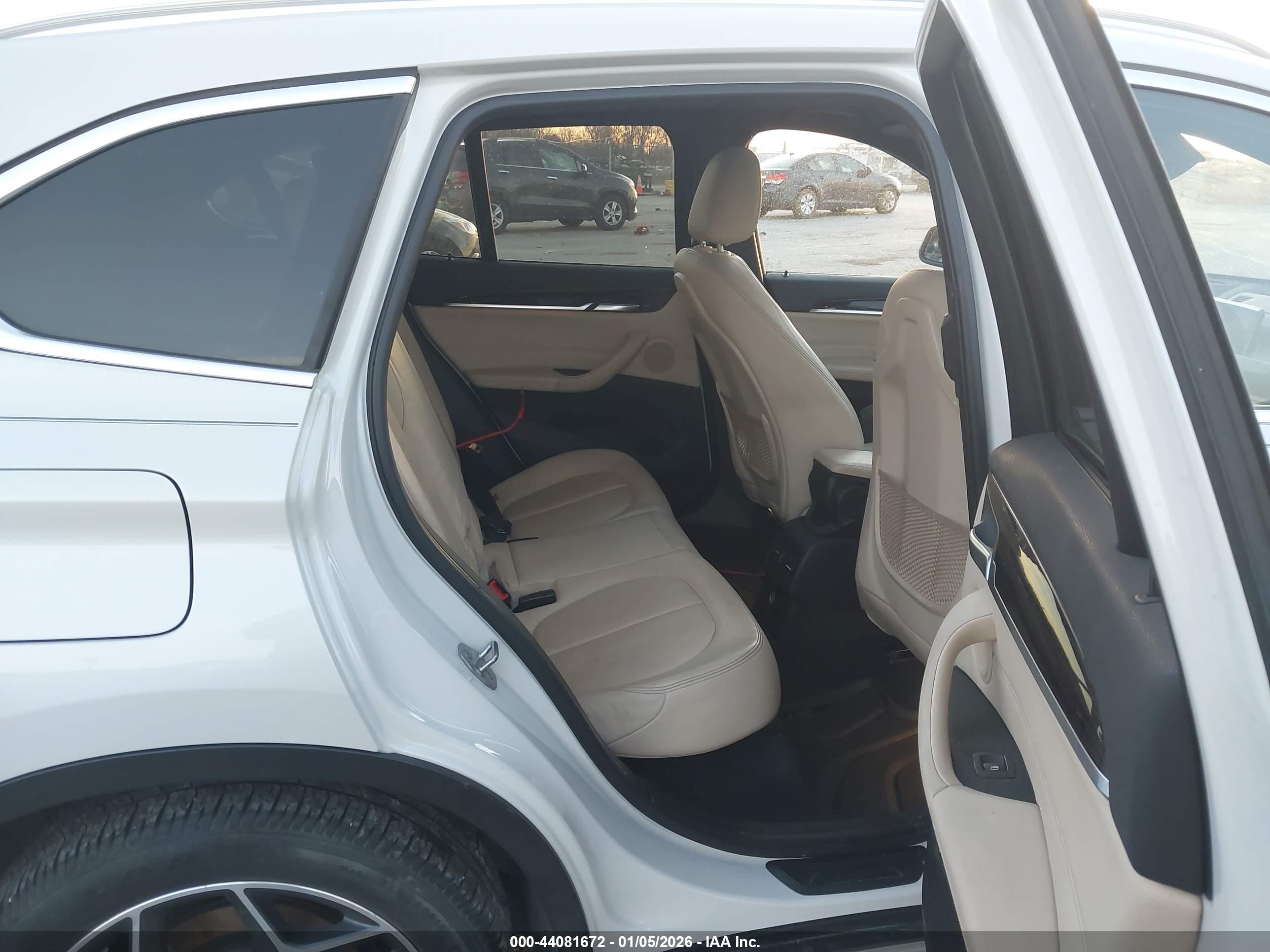 BMW X1 image 8