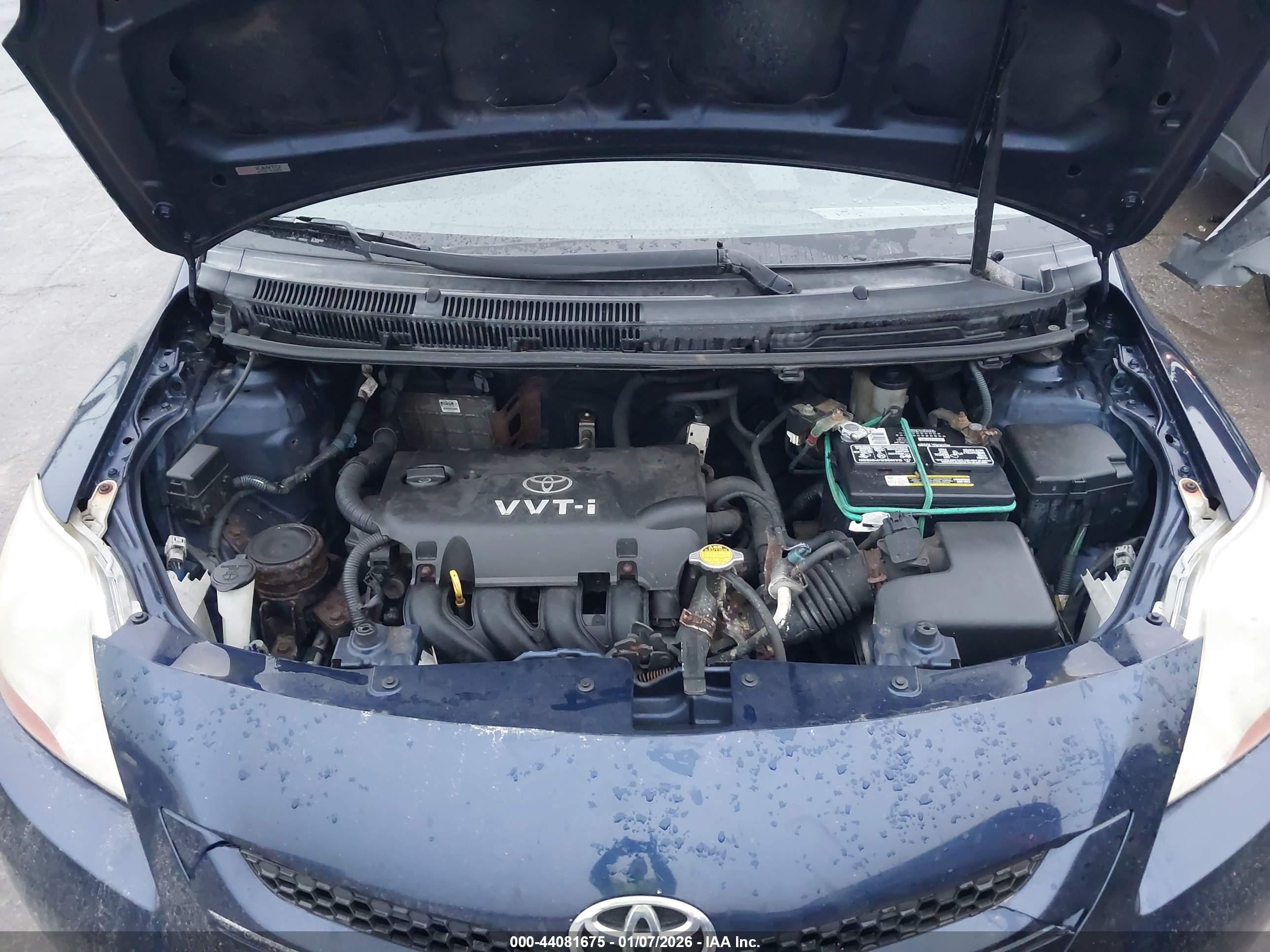 TOYOTA YARIS image 10