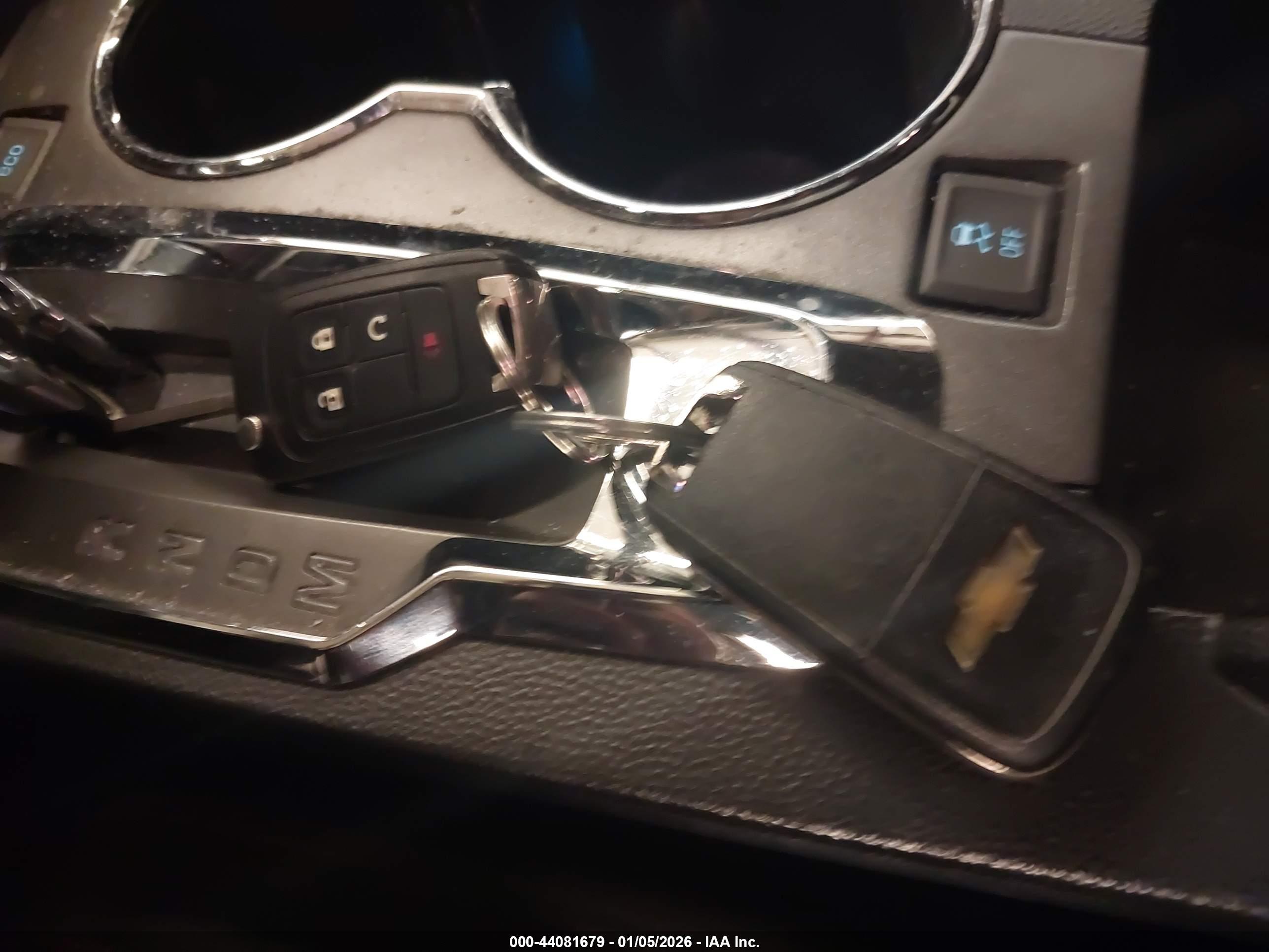 CHEVROLET EQUINOX image 11