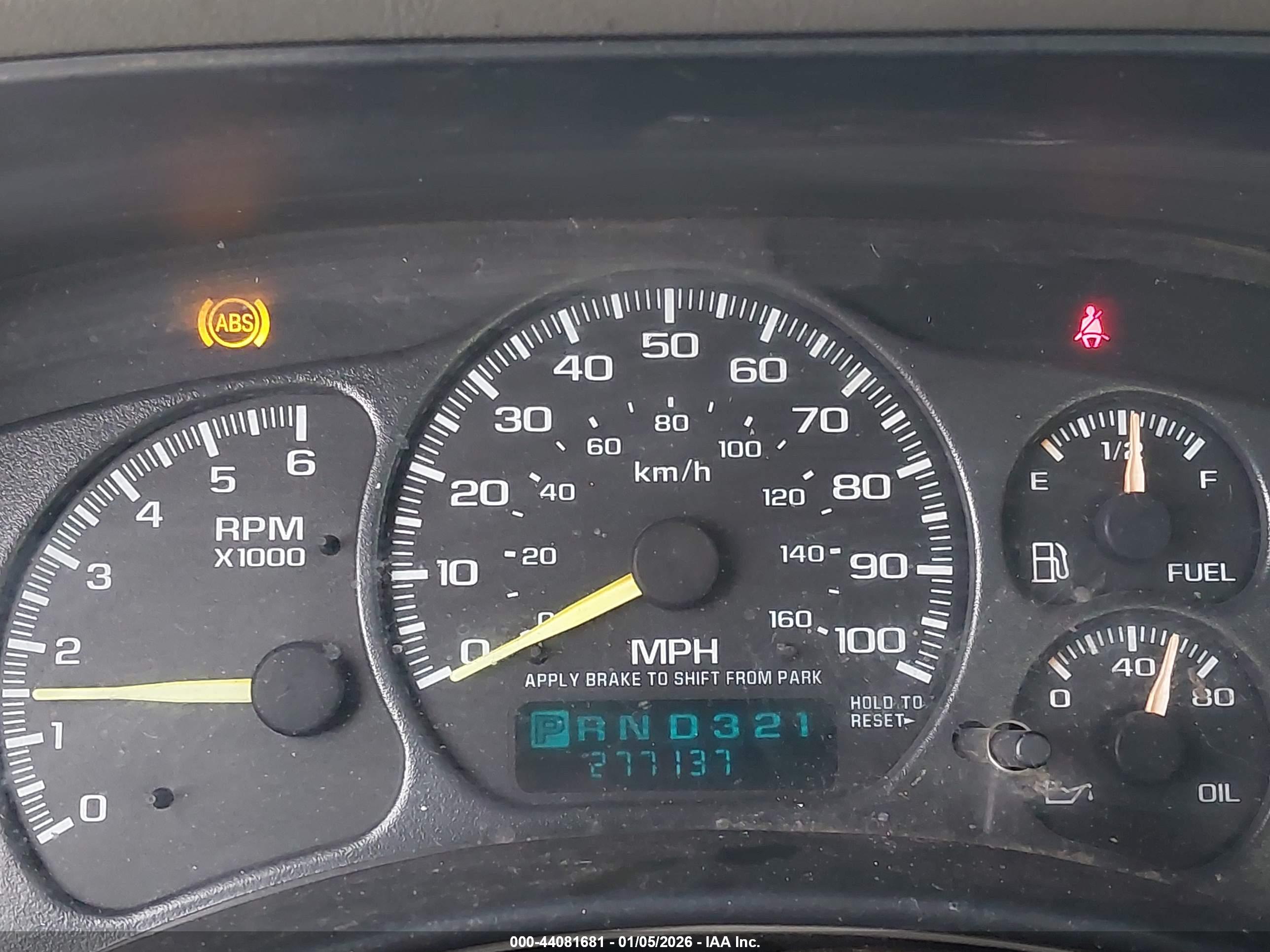 CHEVROLET SILVERADO image 7