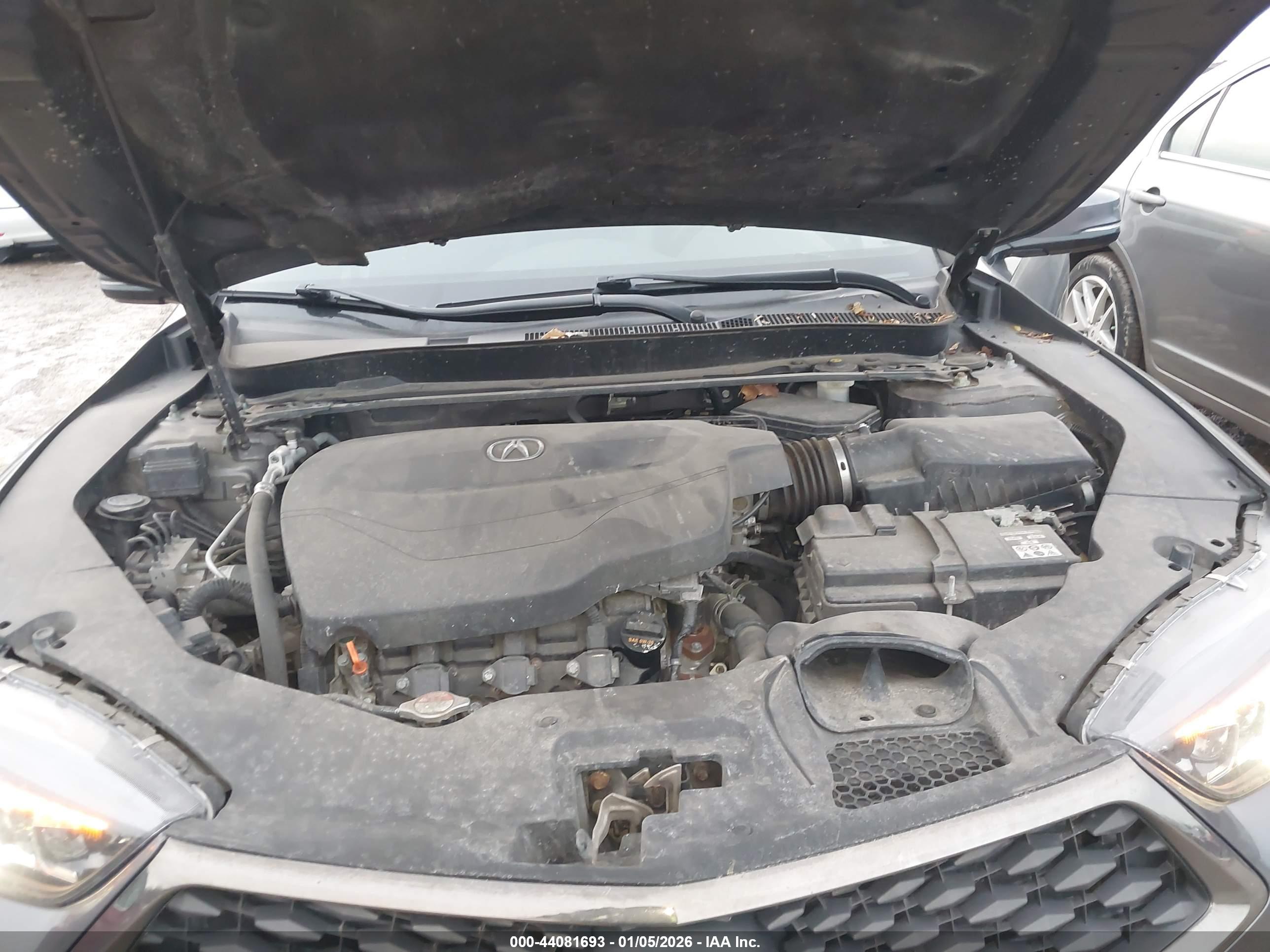 ACURA TLX image 10