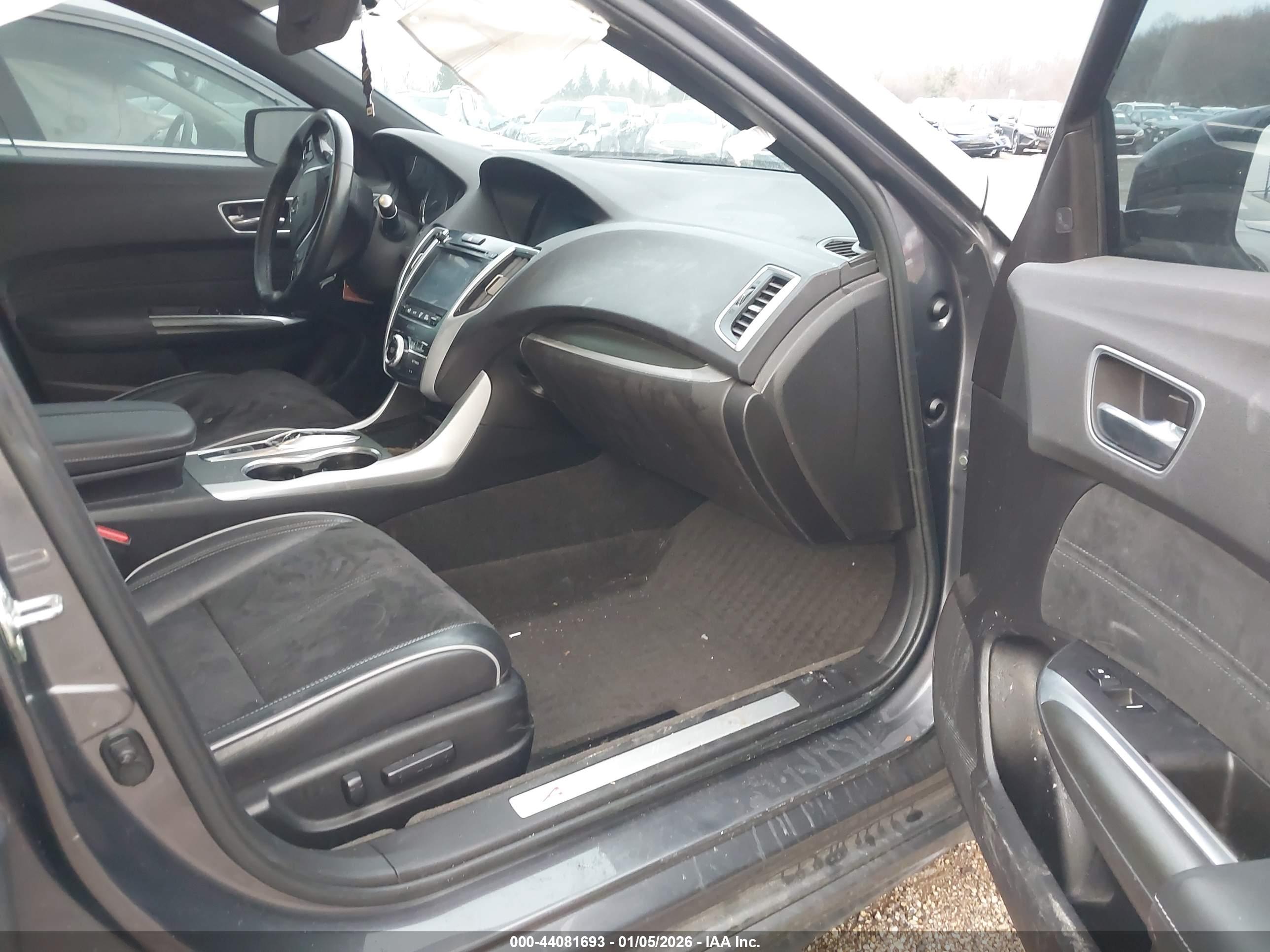 ACURA TLX image 5