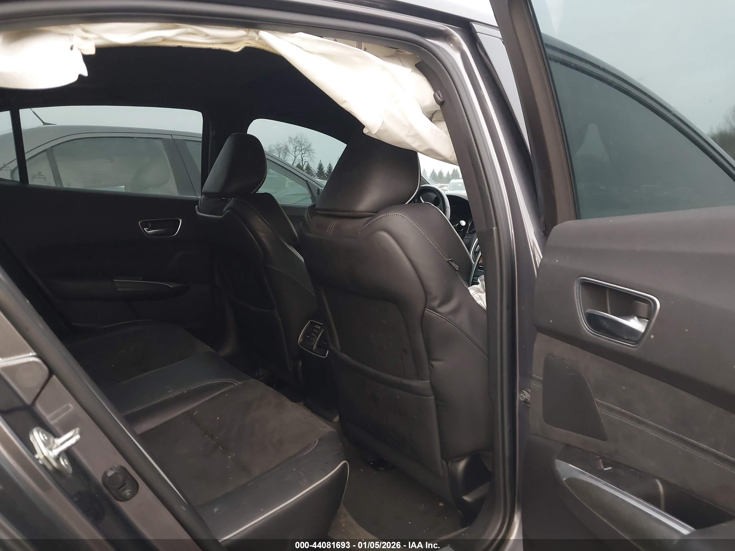 ACURA TLX image 8