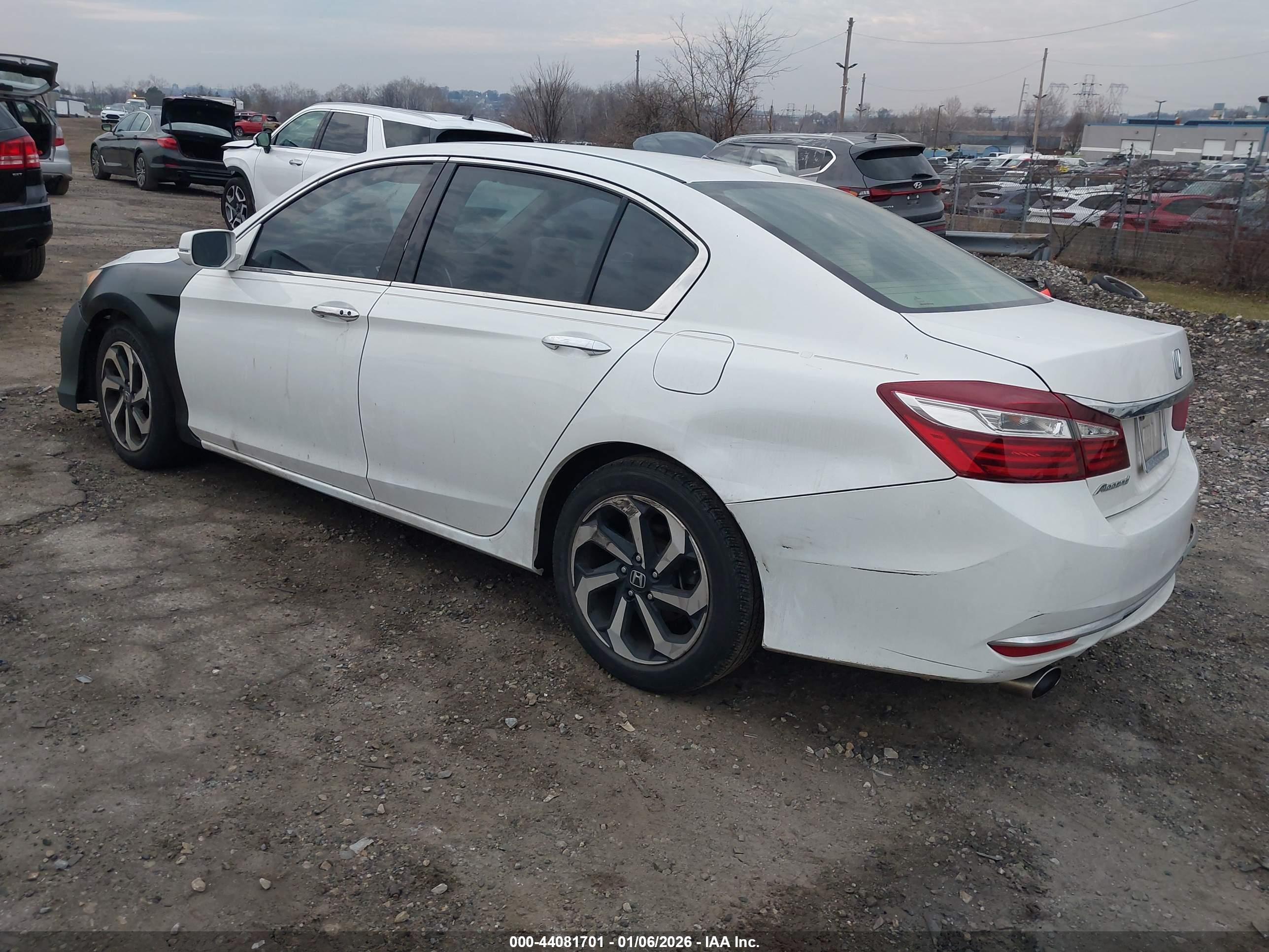 HONDA ACCORD image 3