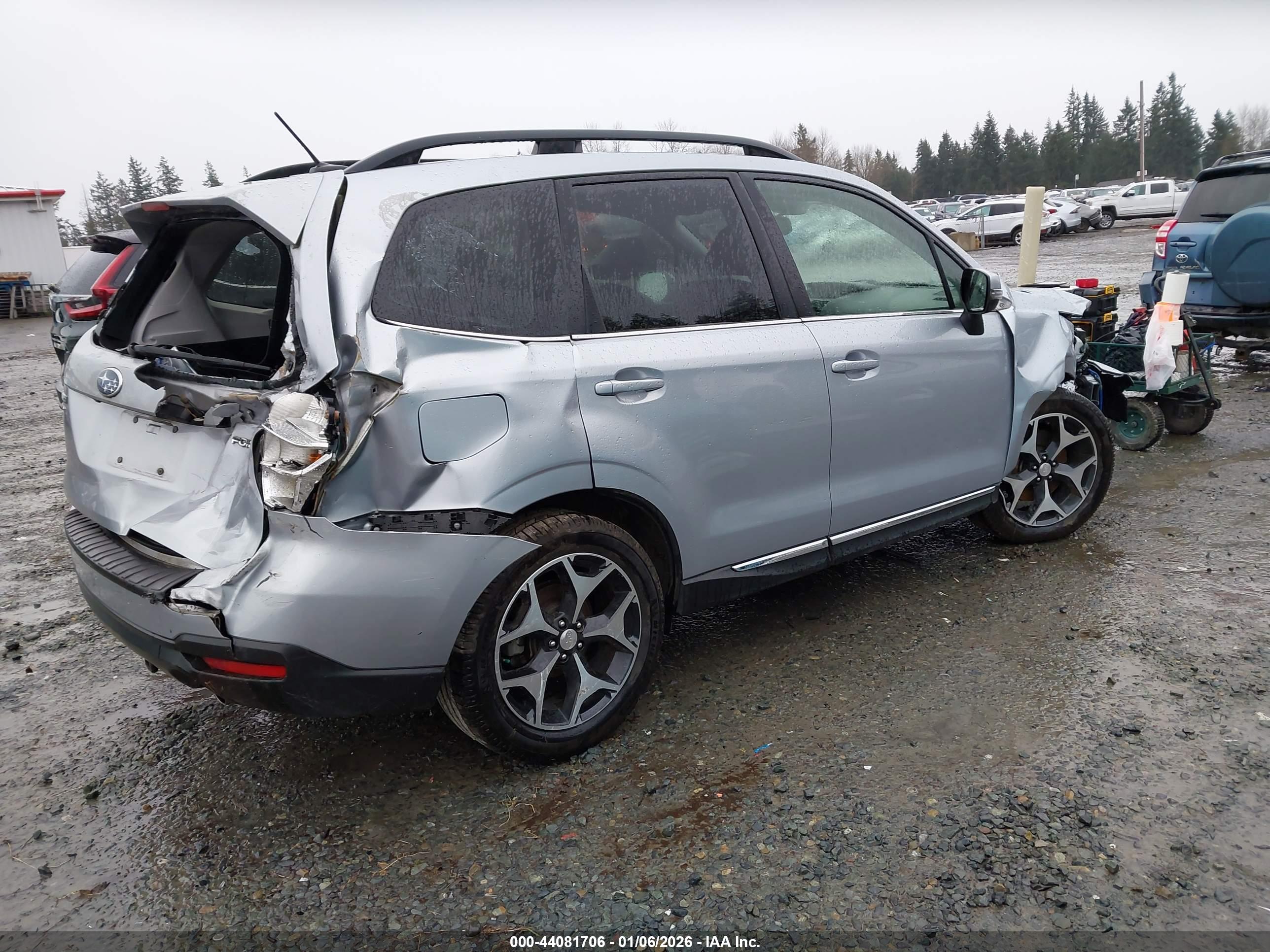 SUBARU FORESTER image 4