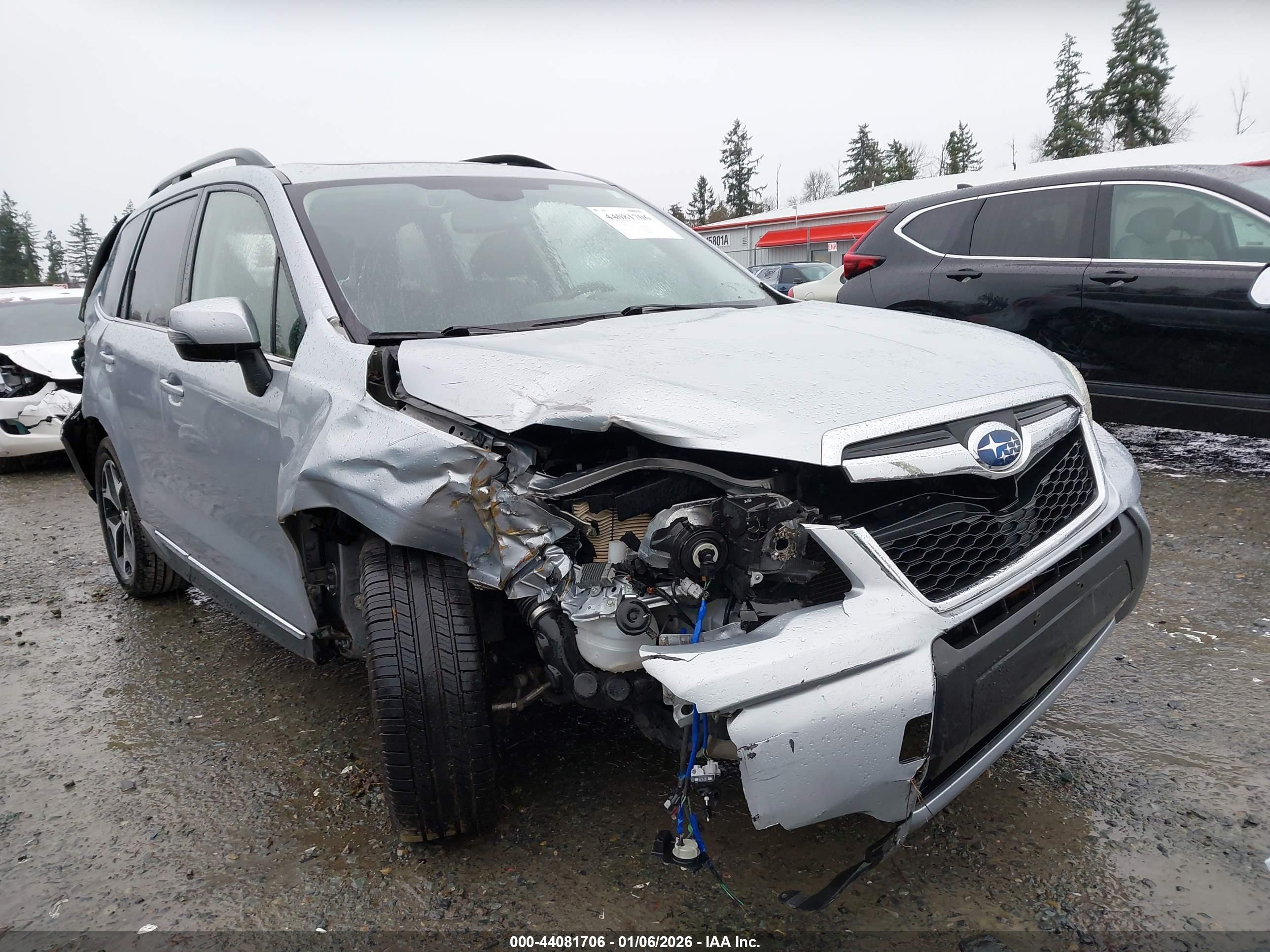 SUBARU FORESTER image 6