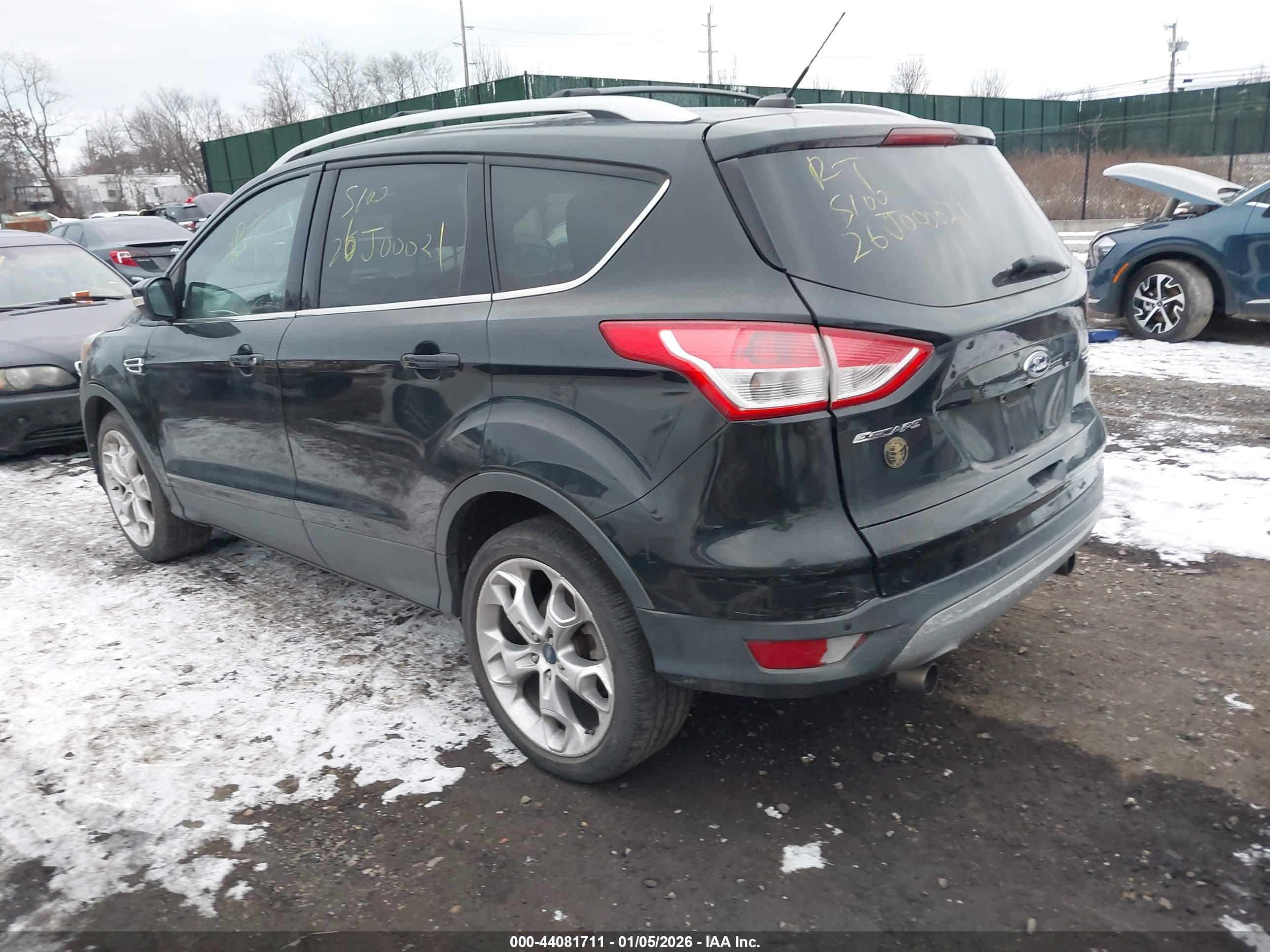 FORD ESCAPE image 3