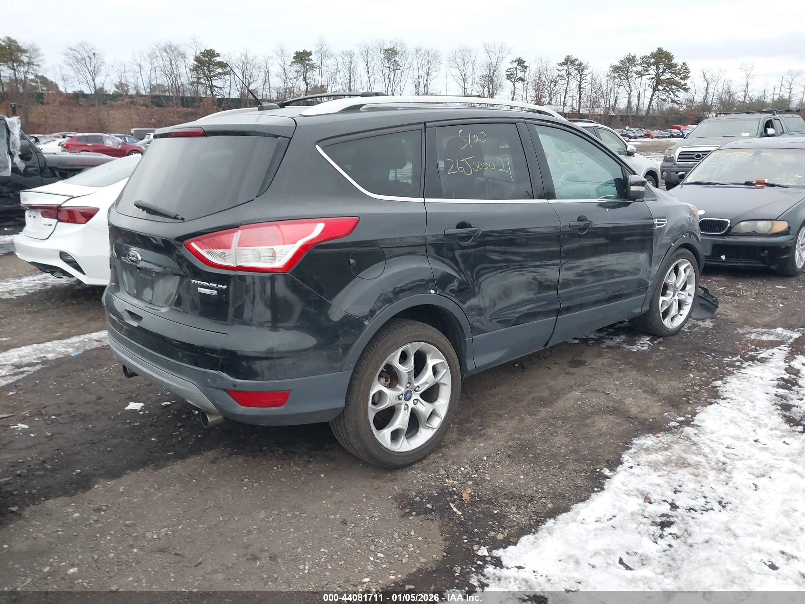 FORD ESCAPE image 4