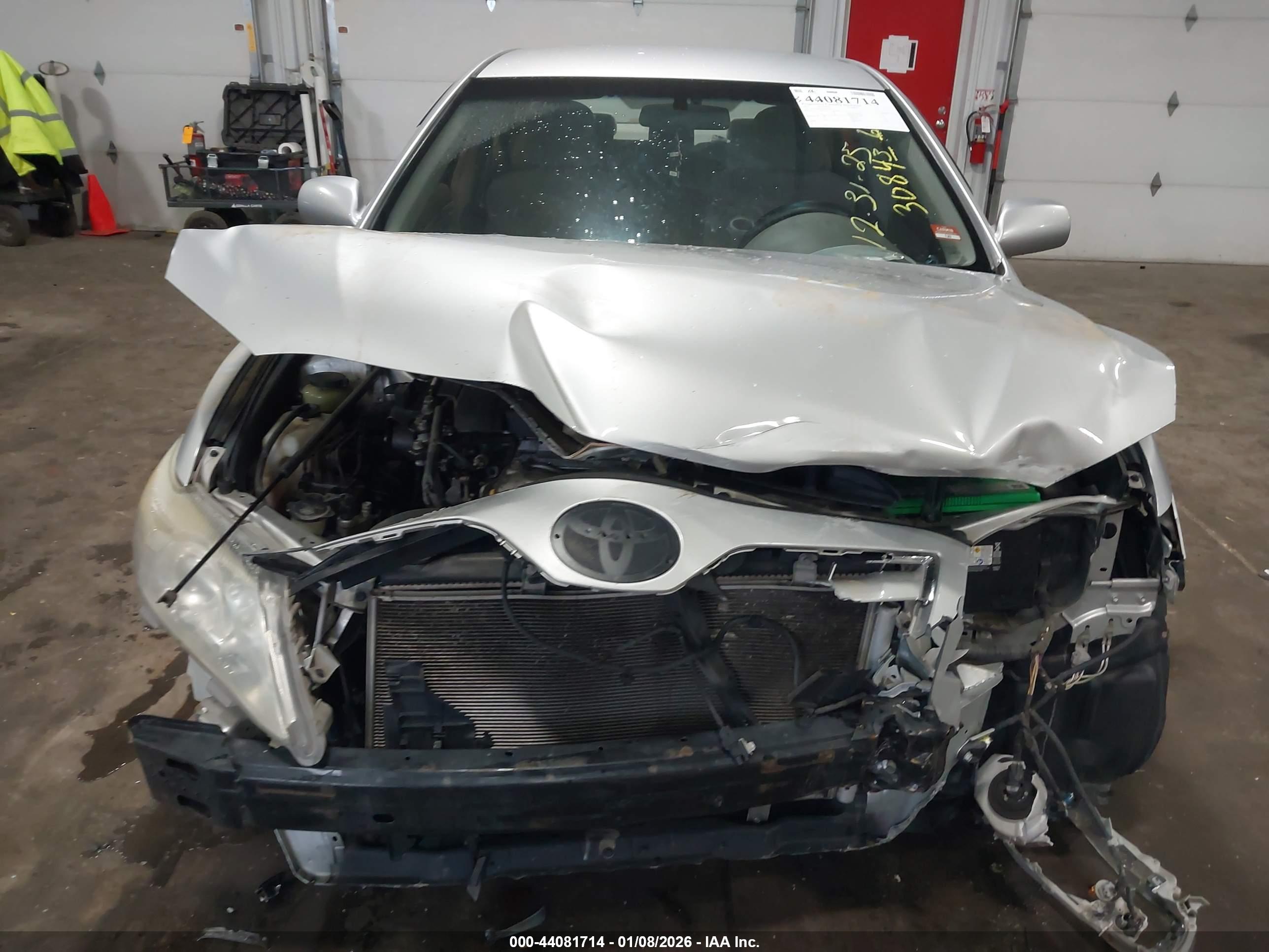 TOYOTA CAMRY image 6
