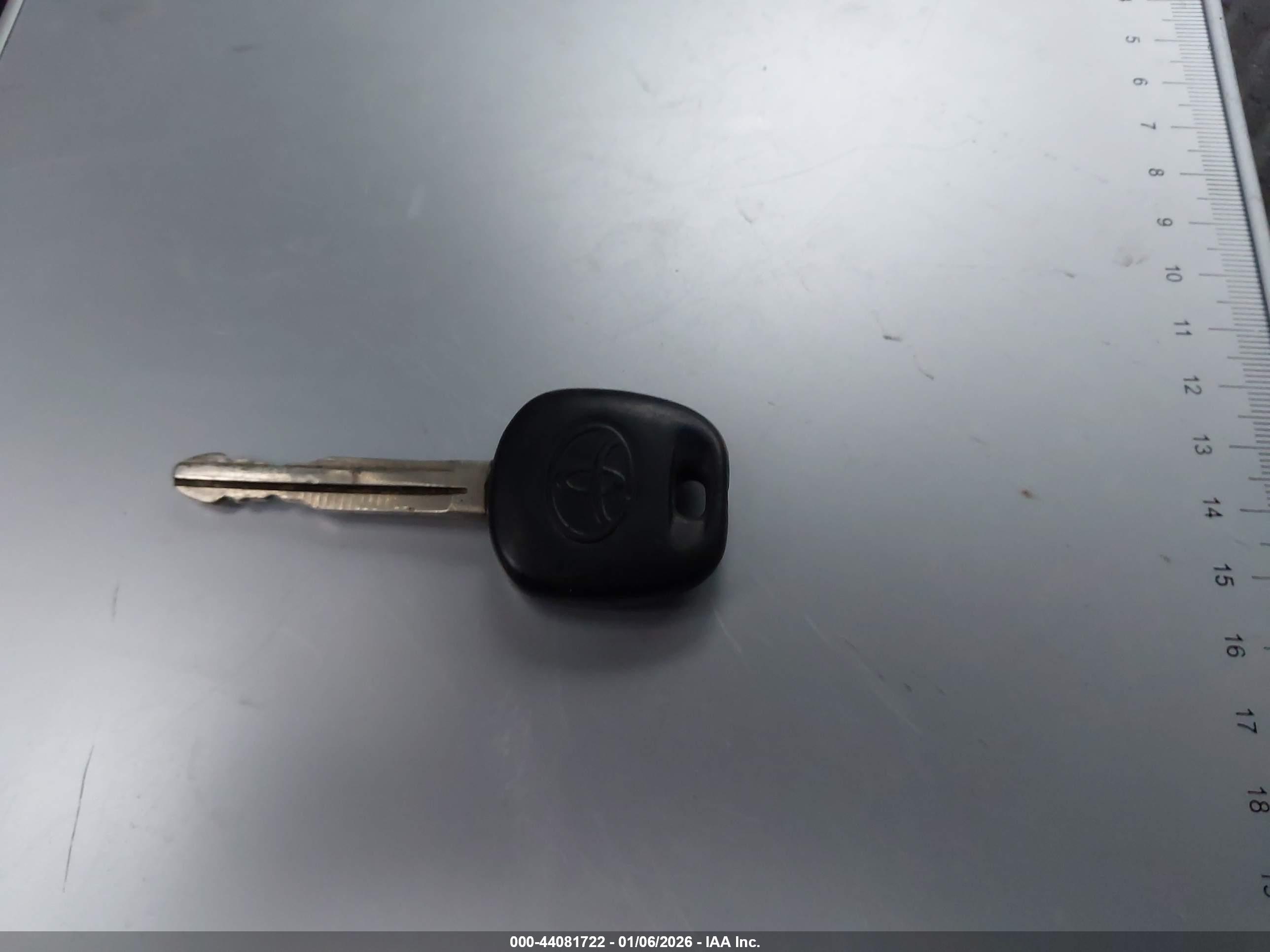 TOYOTA 4RUNNER image 11