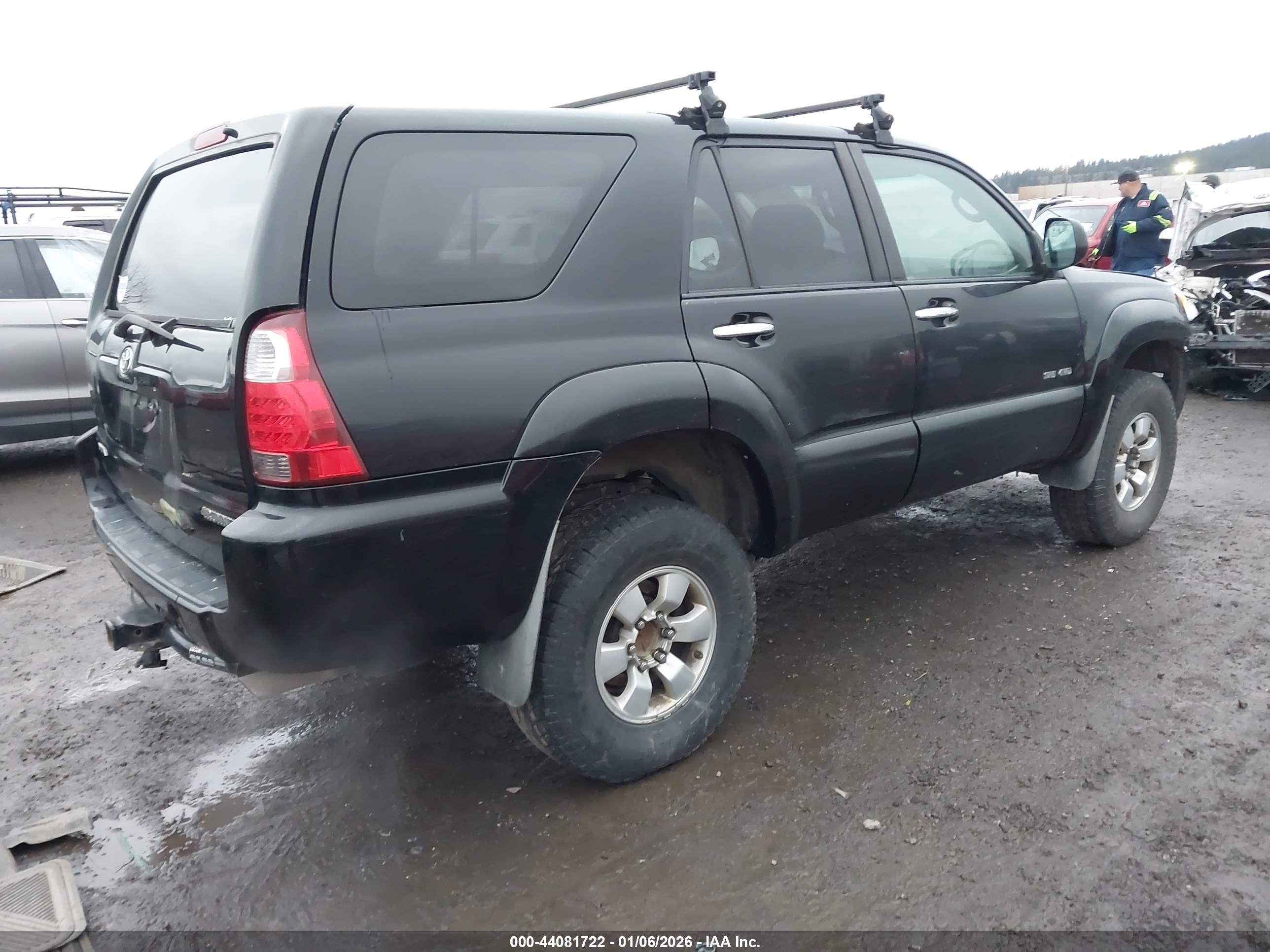 TOYOTA 4RUNNER image 4