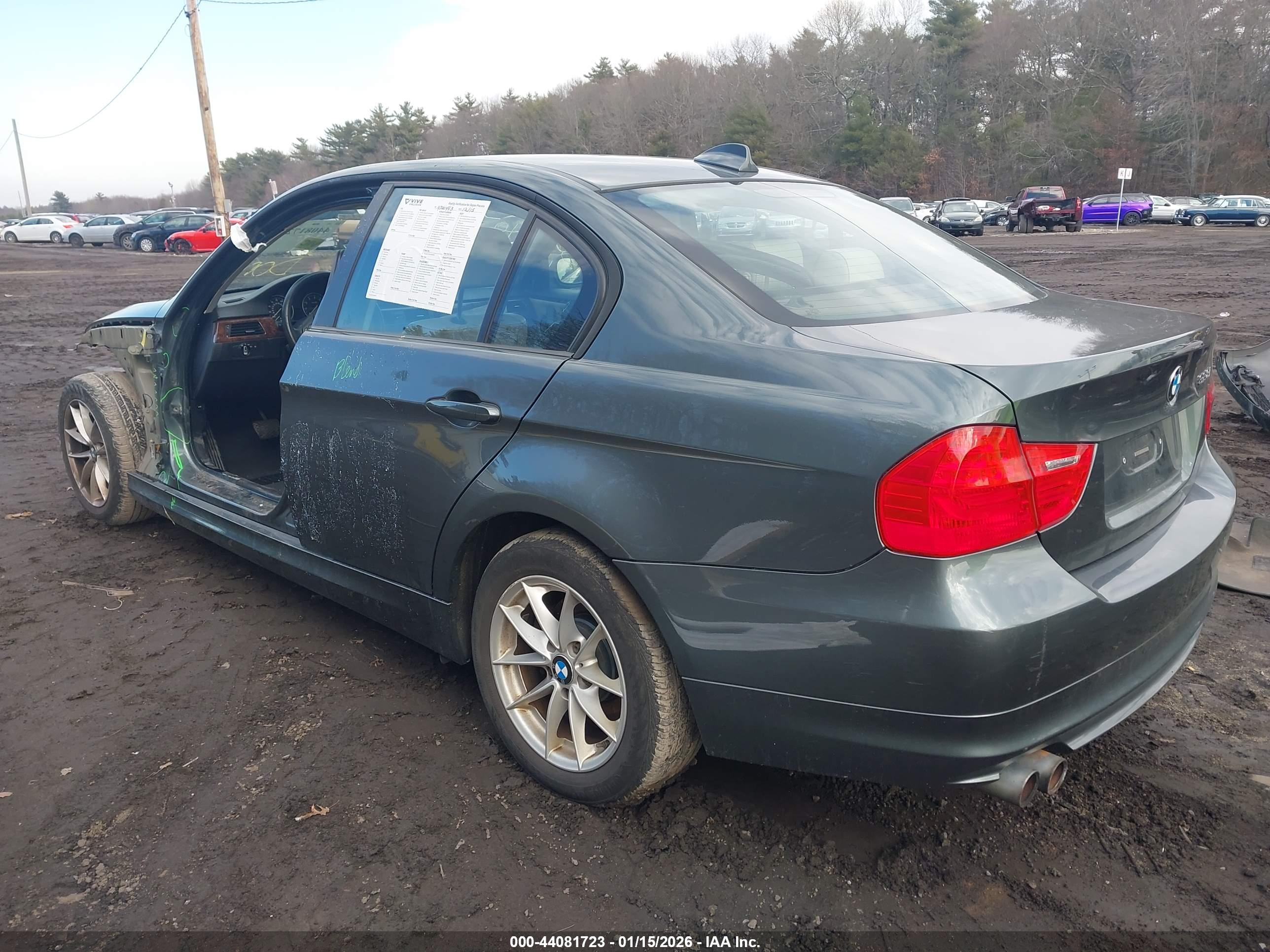 BMW 328I image 3