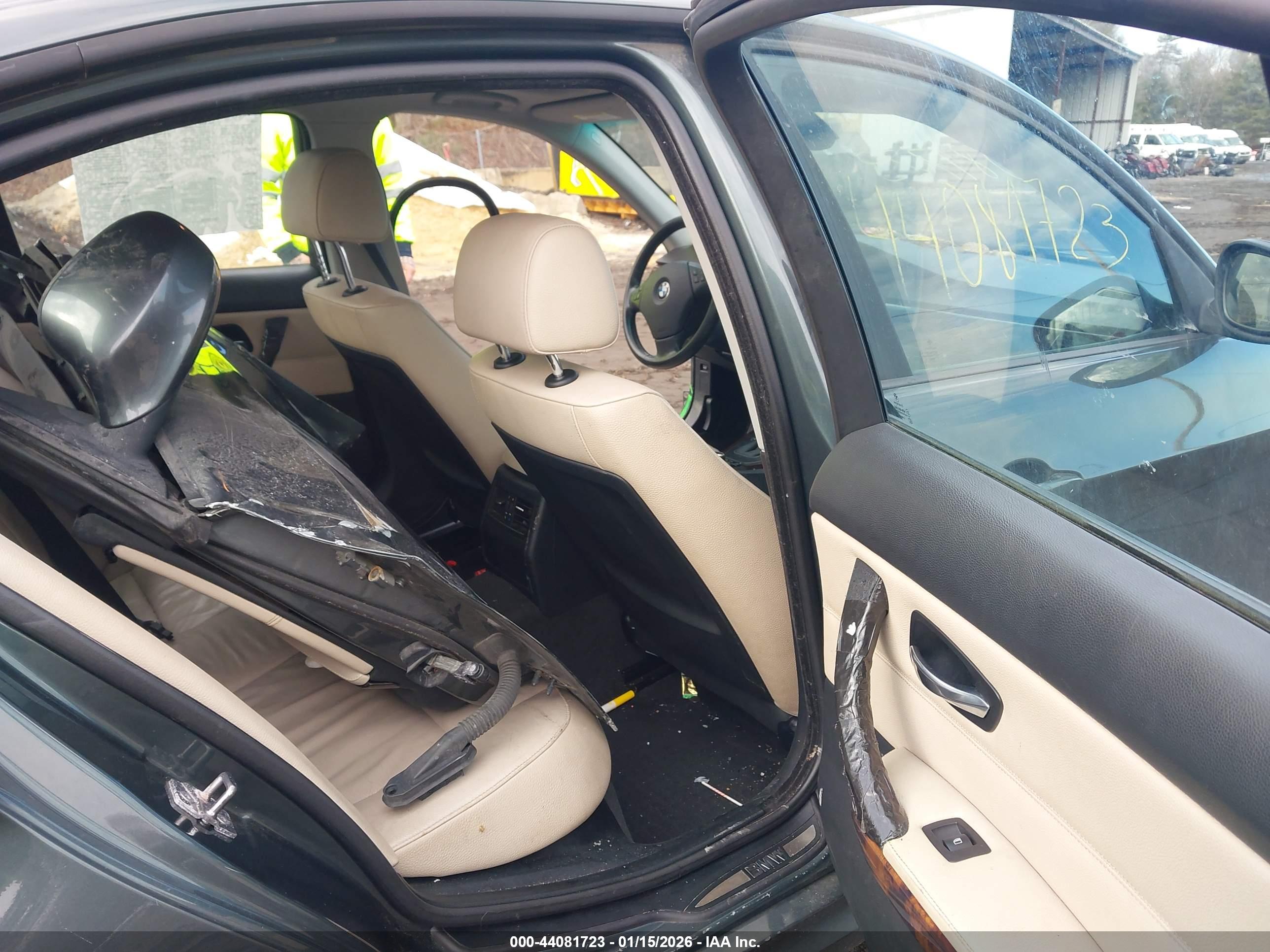 BMW 328I image 8