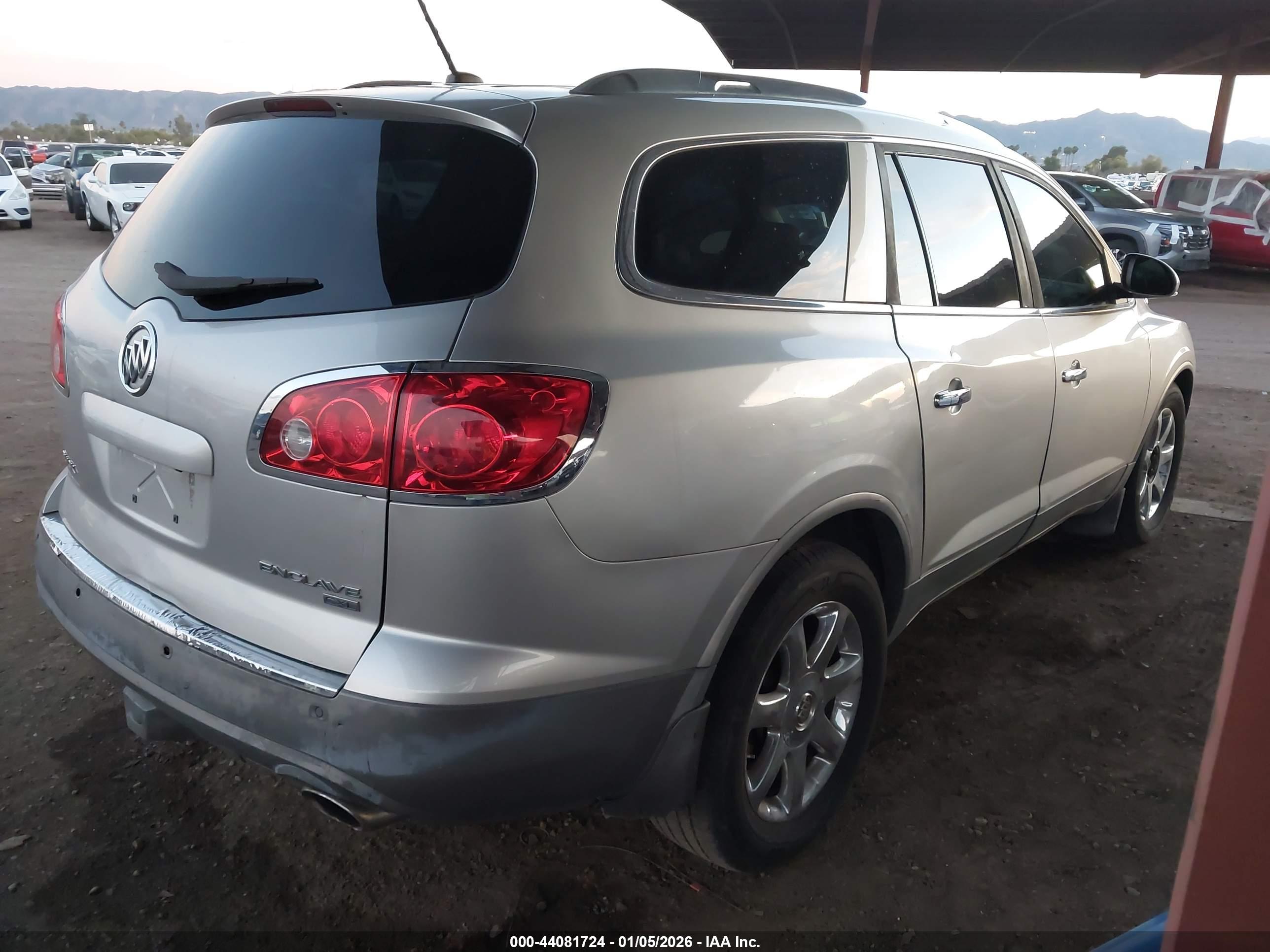 BUICK ENCLAVE image 4