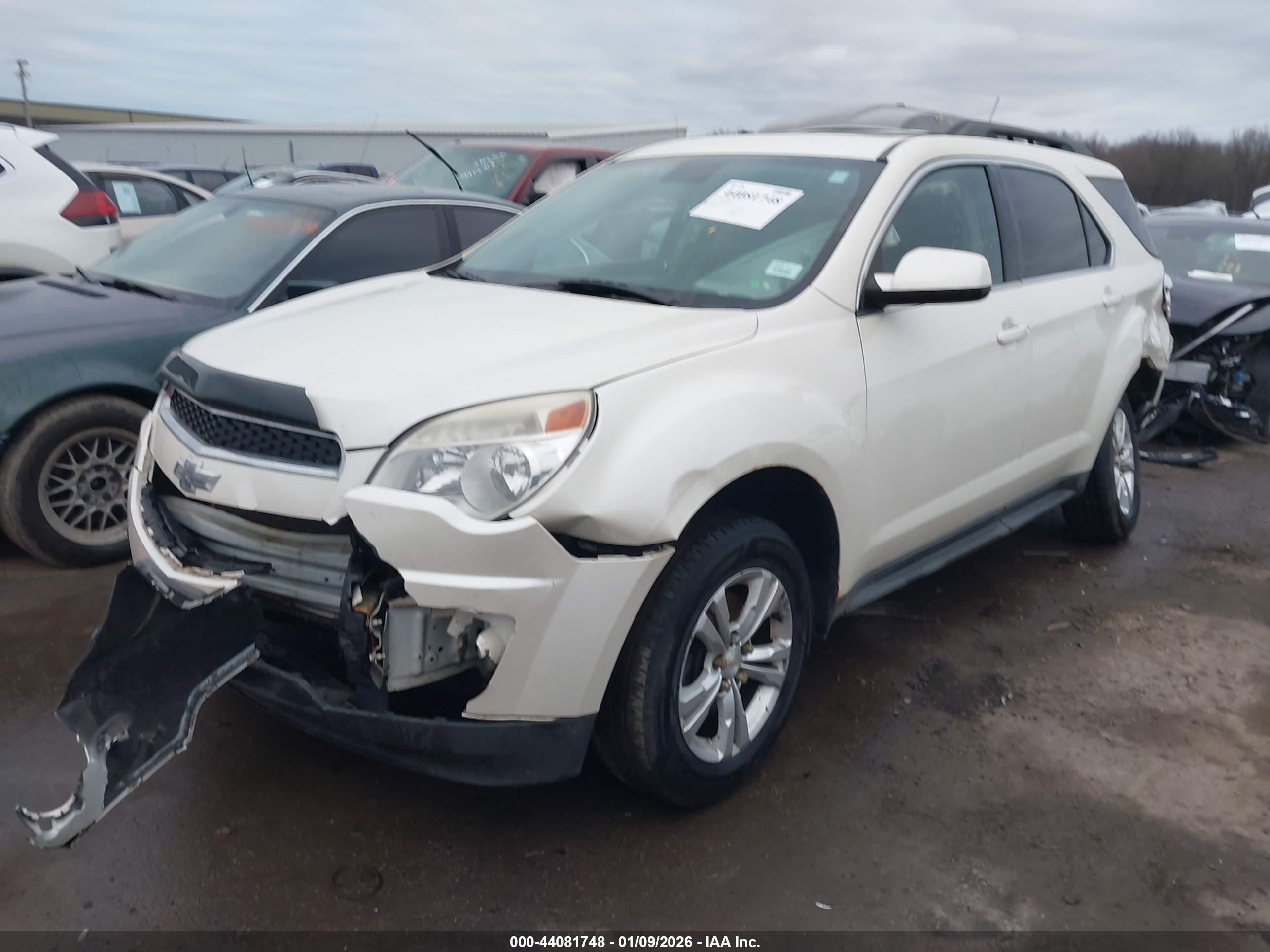 CHEVROLET EQUINOX image 2