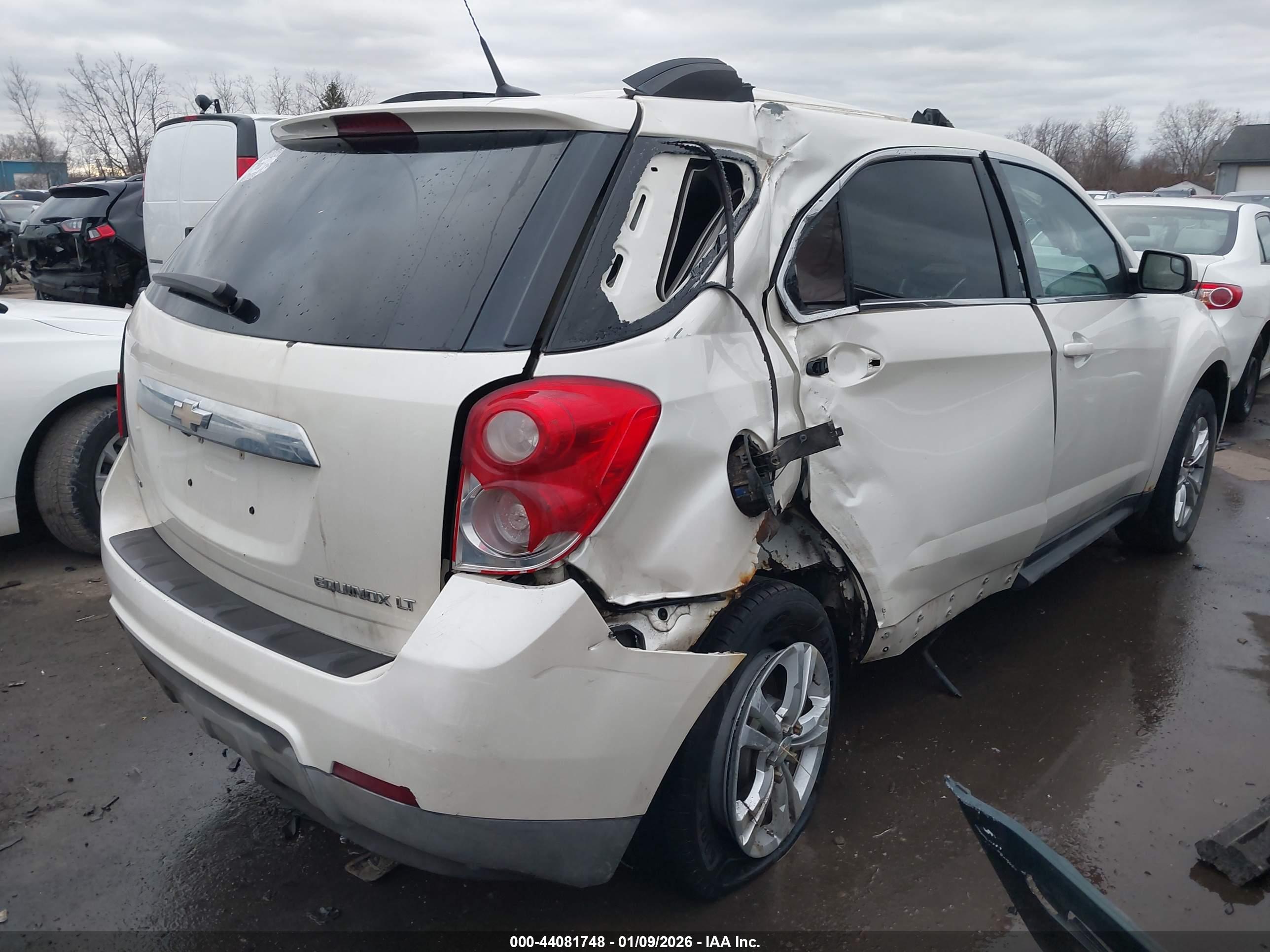 CHEVROLET EQUINOX image 4