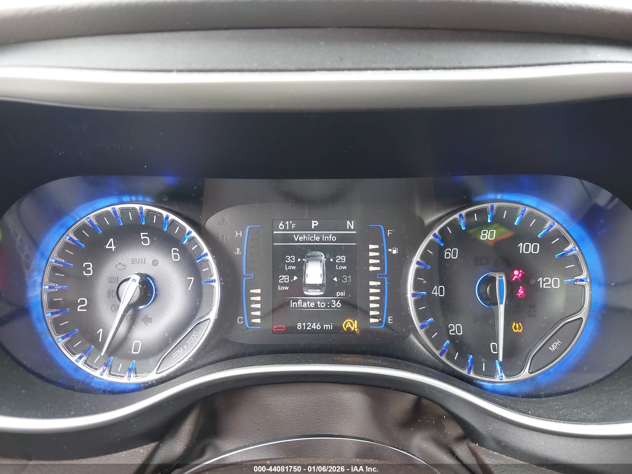 CHRYSLER PACIFICA image 7