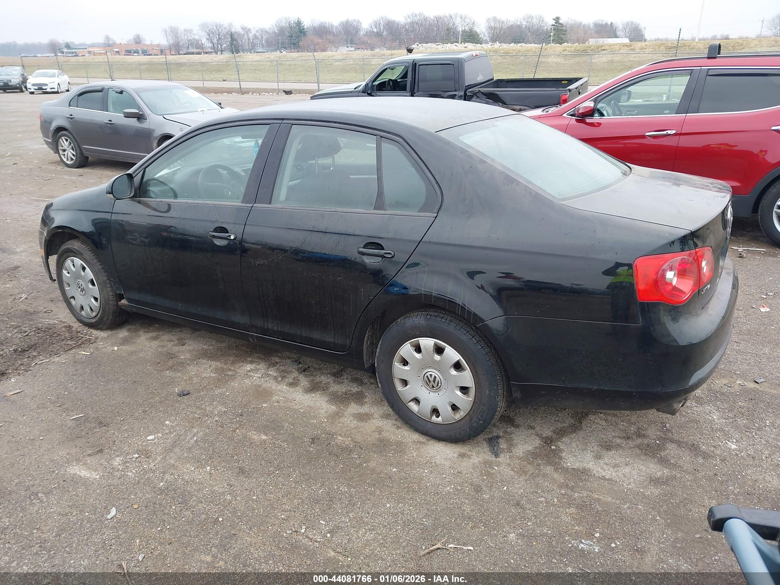 VOLKSWAGEN JETTA image 3