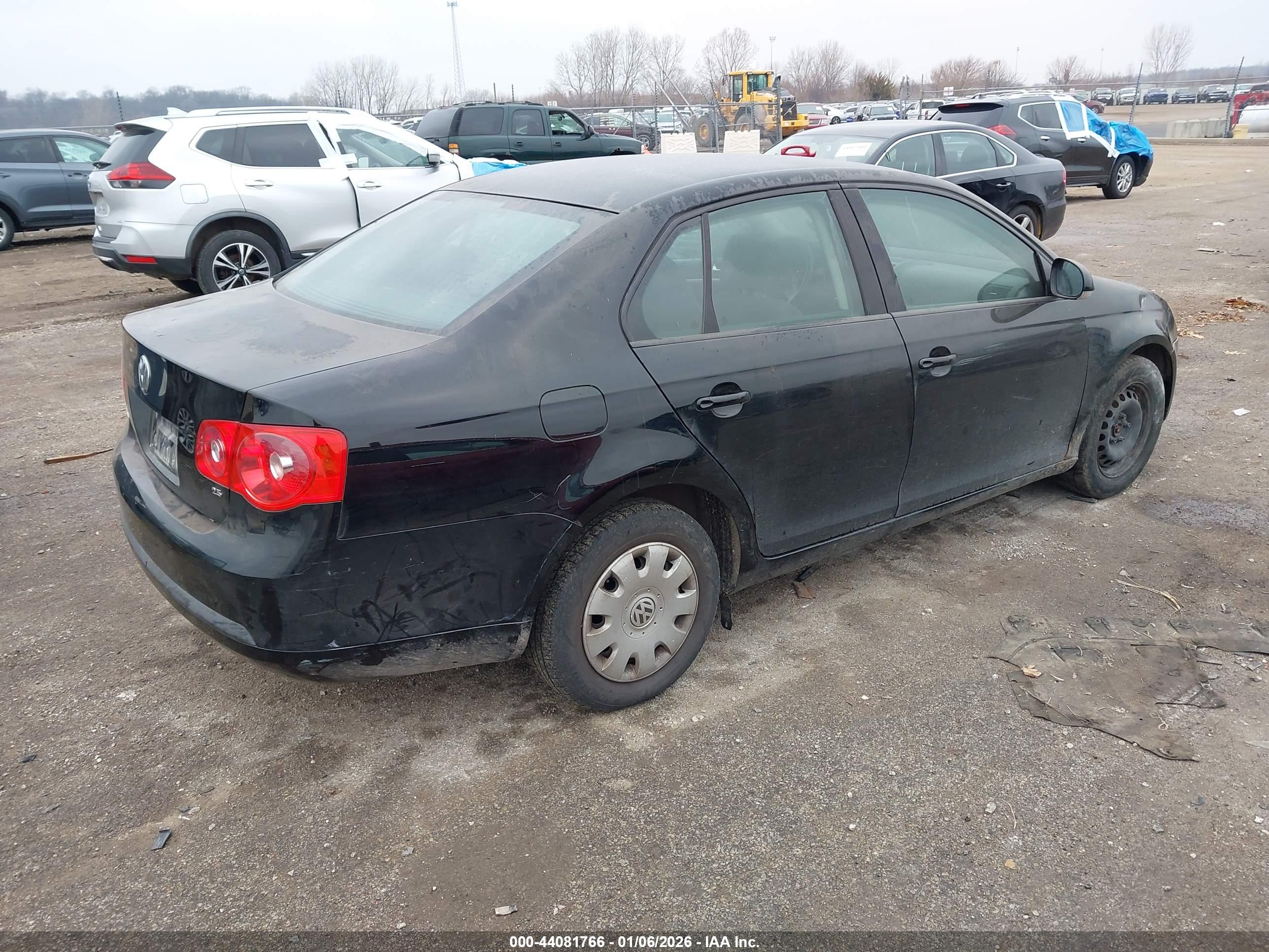 VOLKSWAGEN JETTA image 4