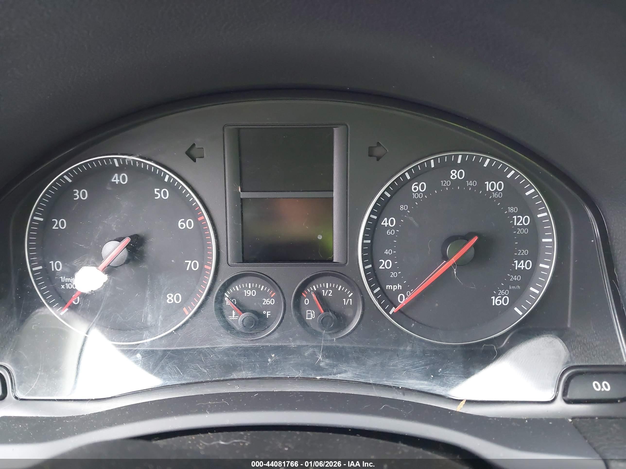 VOLKSWAGEN JETTA image 7