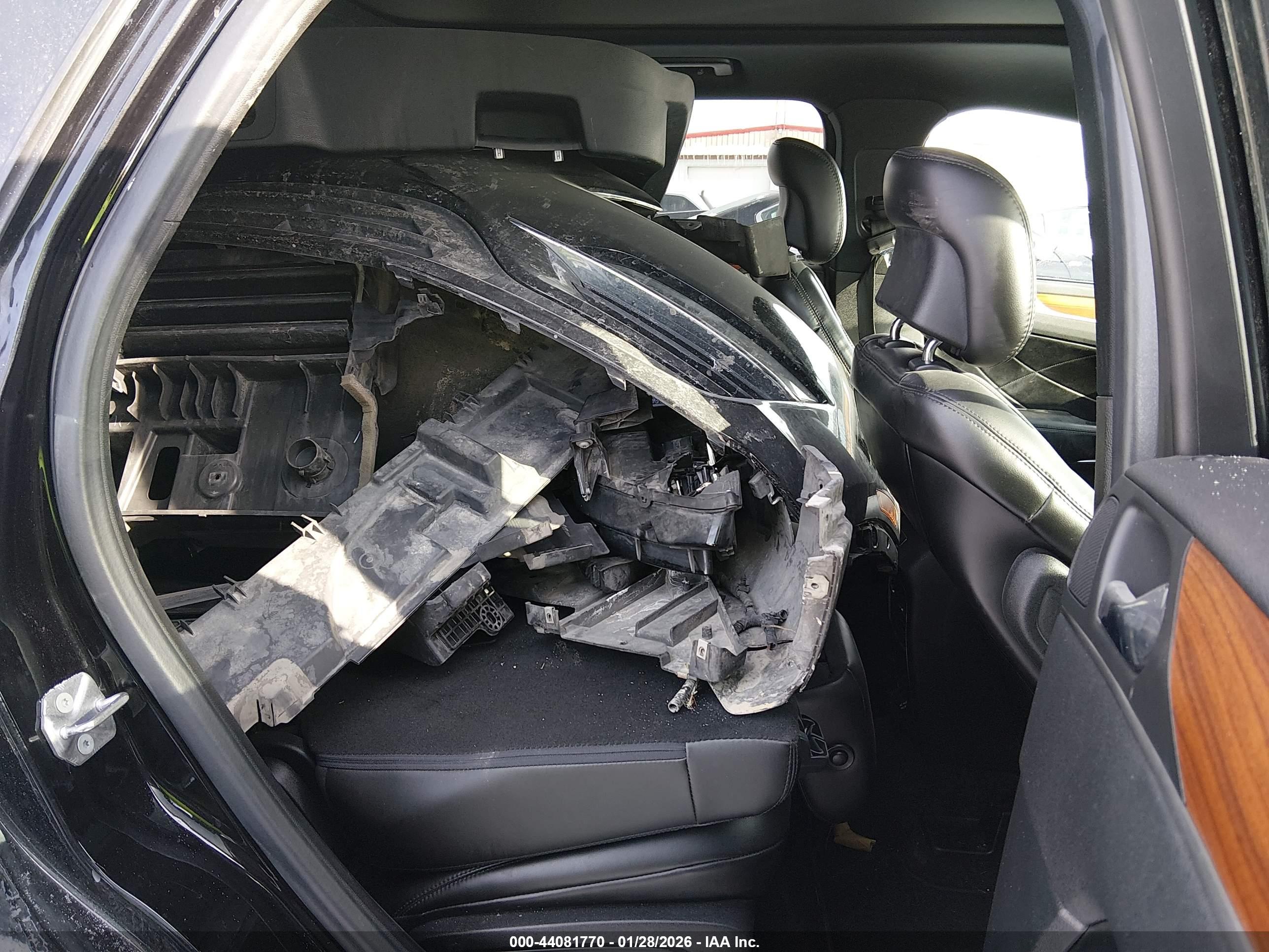 LINCOLN MKC image 8