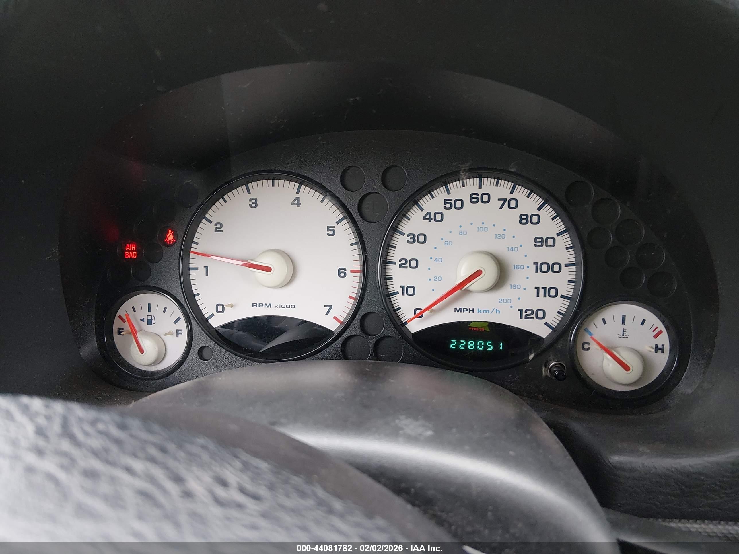 JEEP LIBERTY image 7