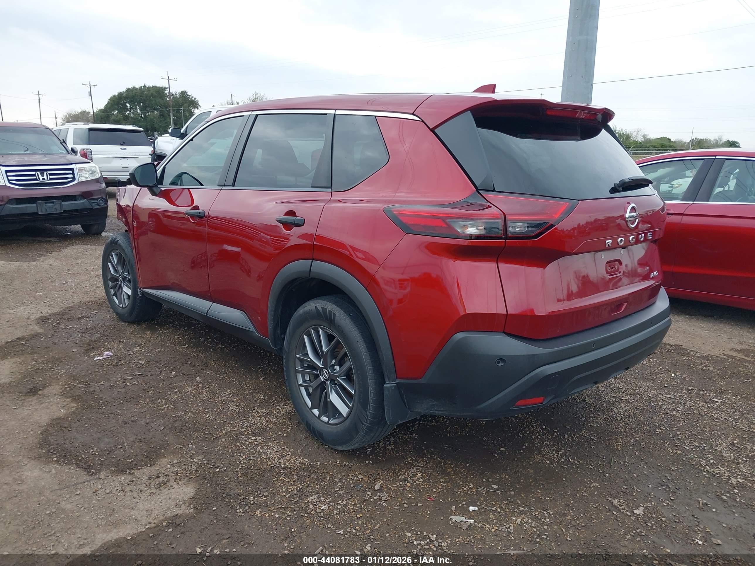 NISSAN ROGUE image 3