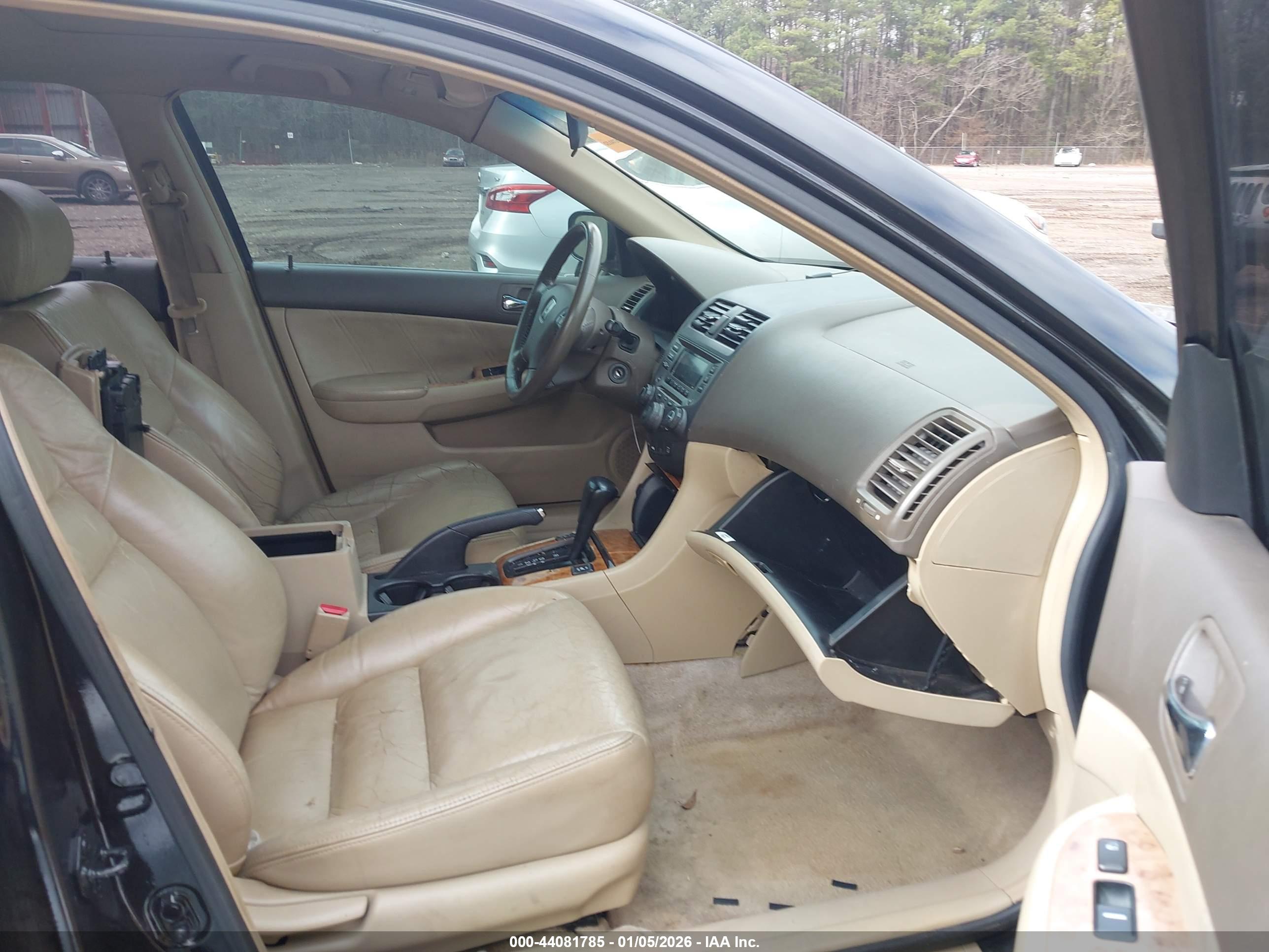 HONDA ACCORD image 5