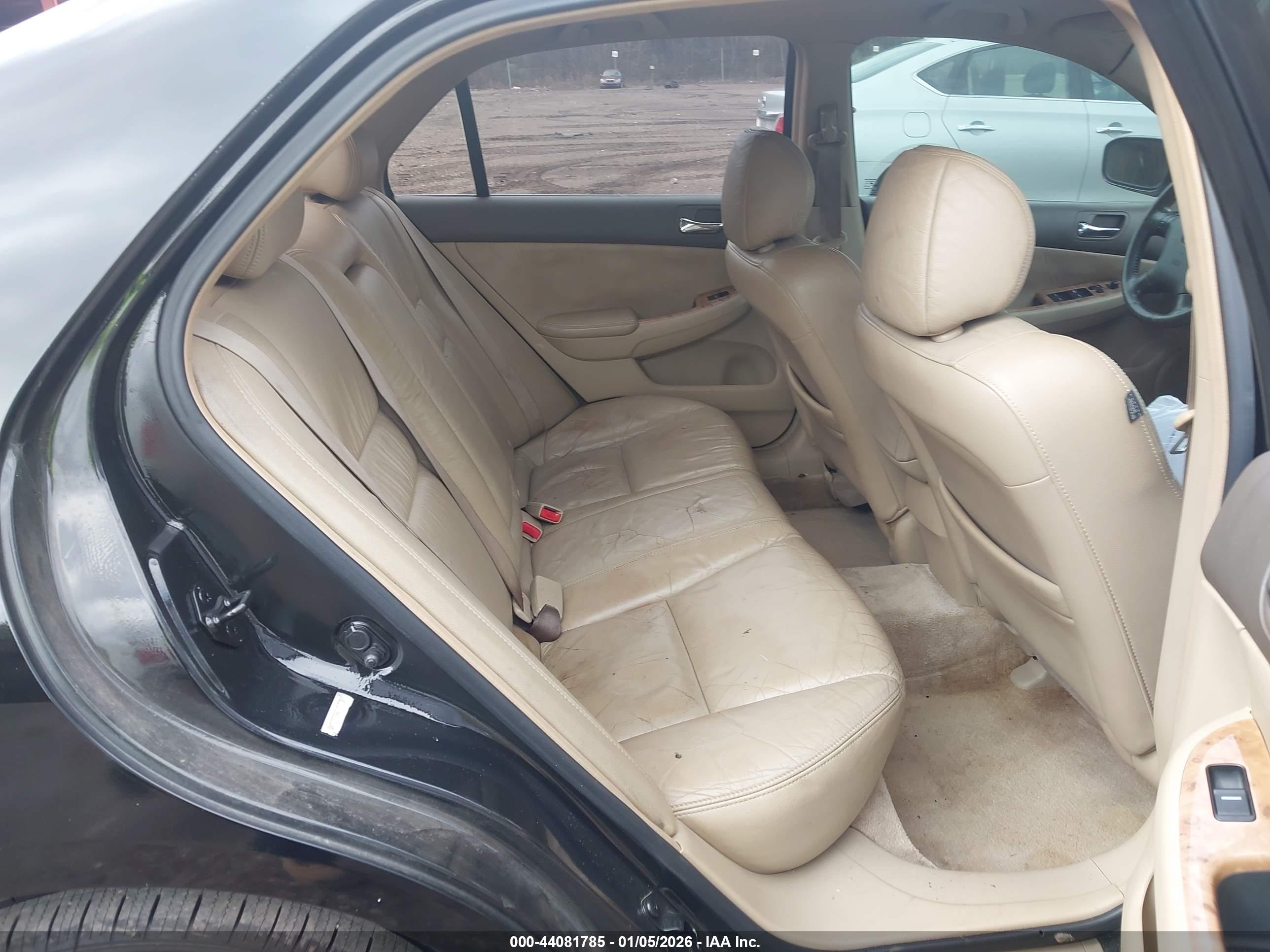 HONDA ACCORD image 8