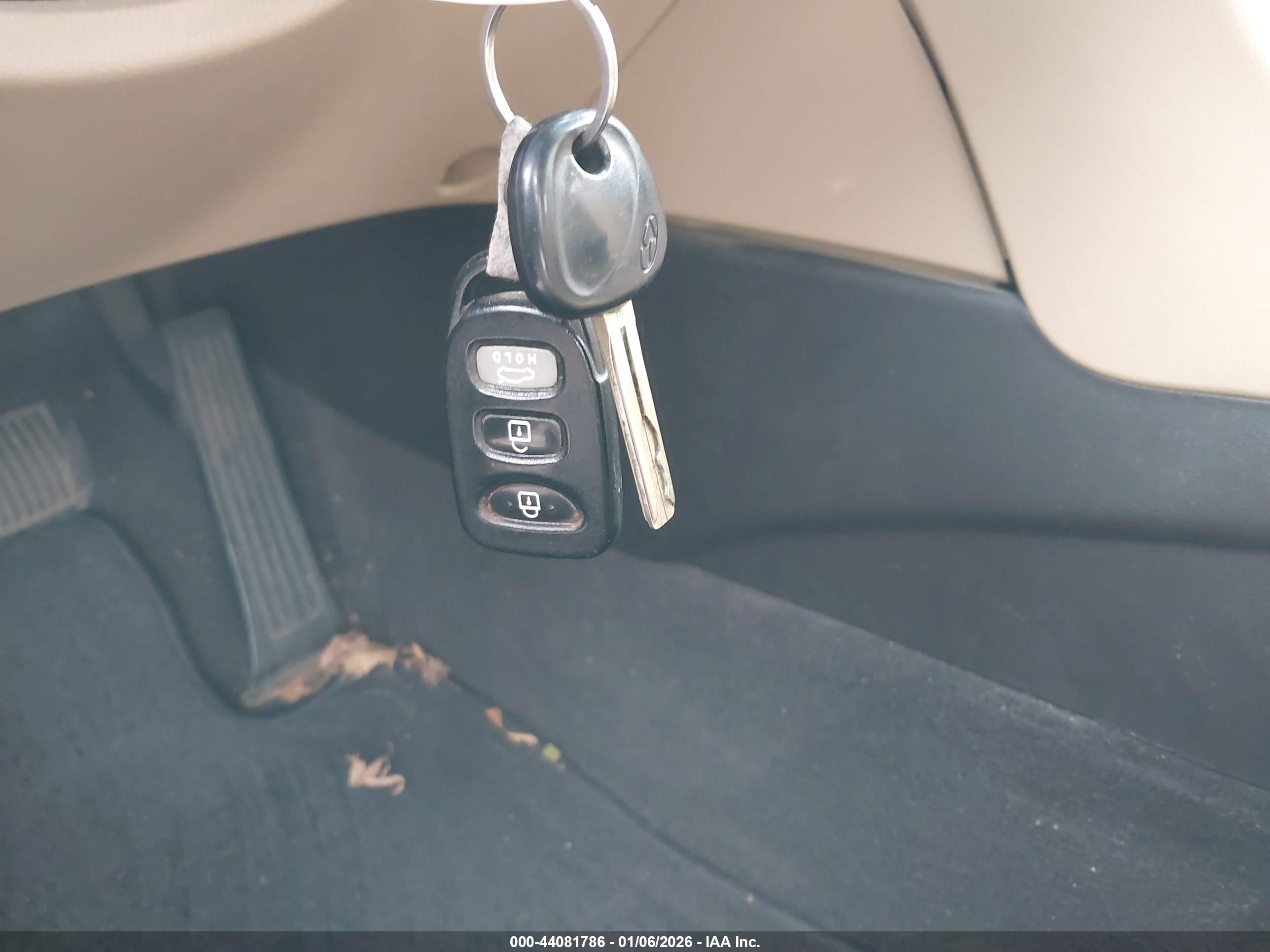 HYUNDAI SONATA image 11