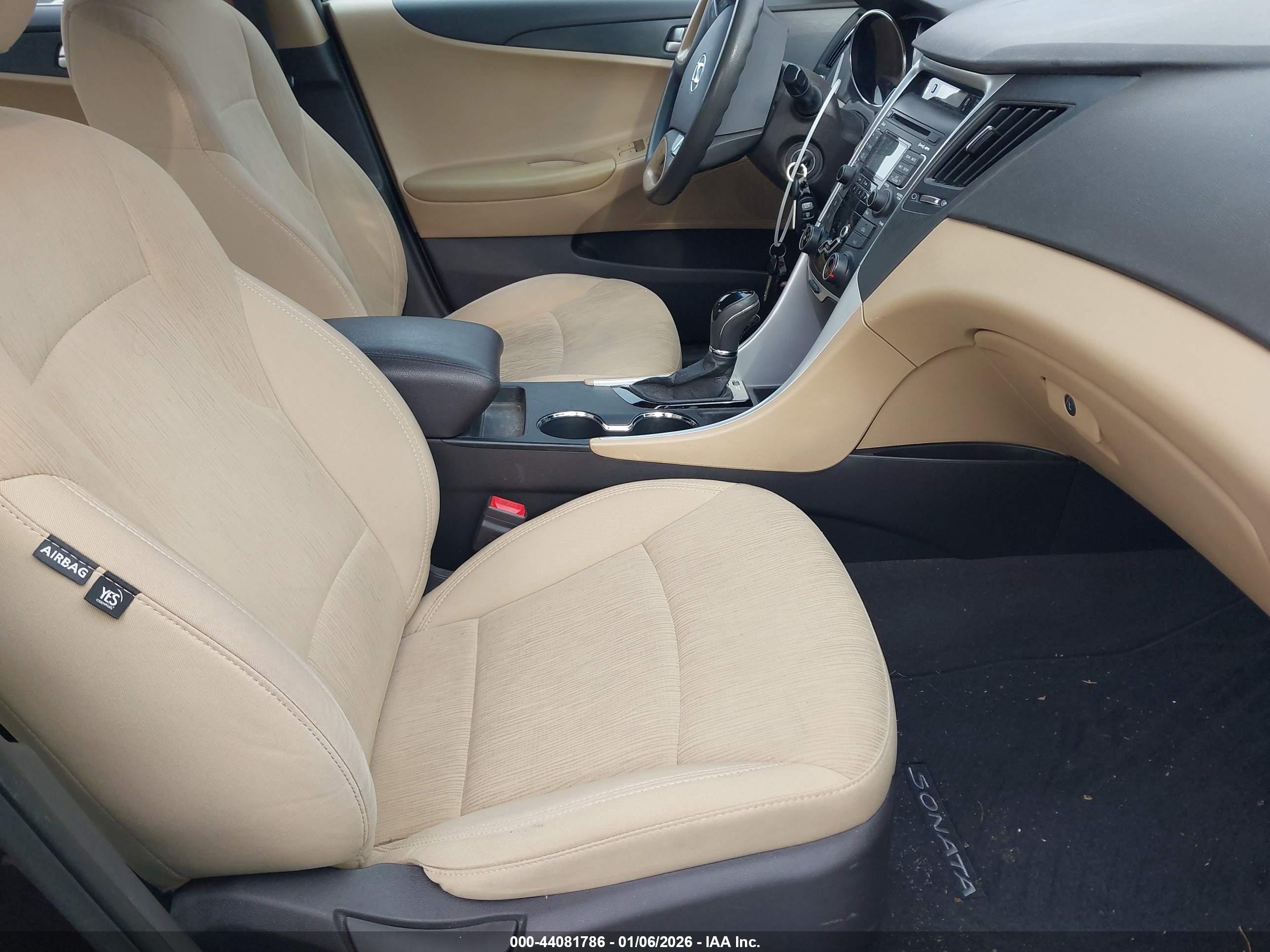 HYUNDAI SONATA image 5