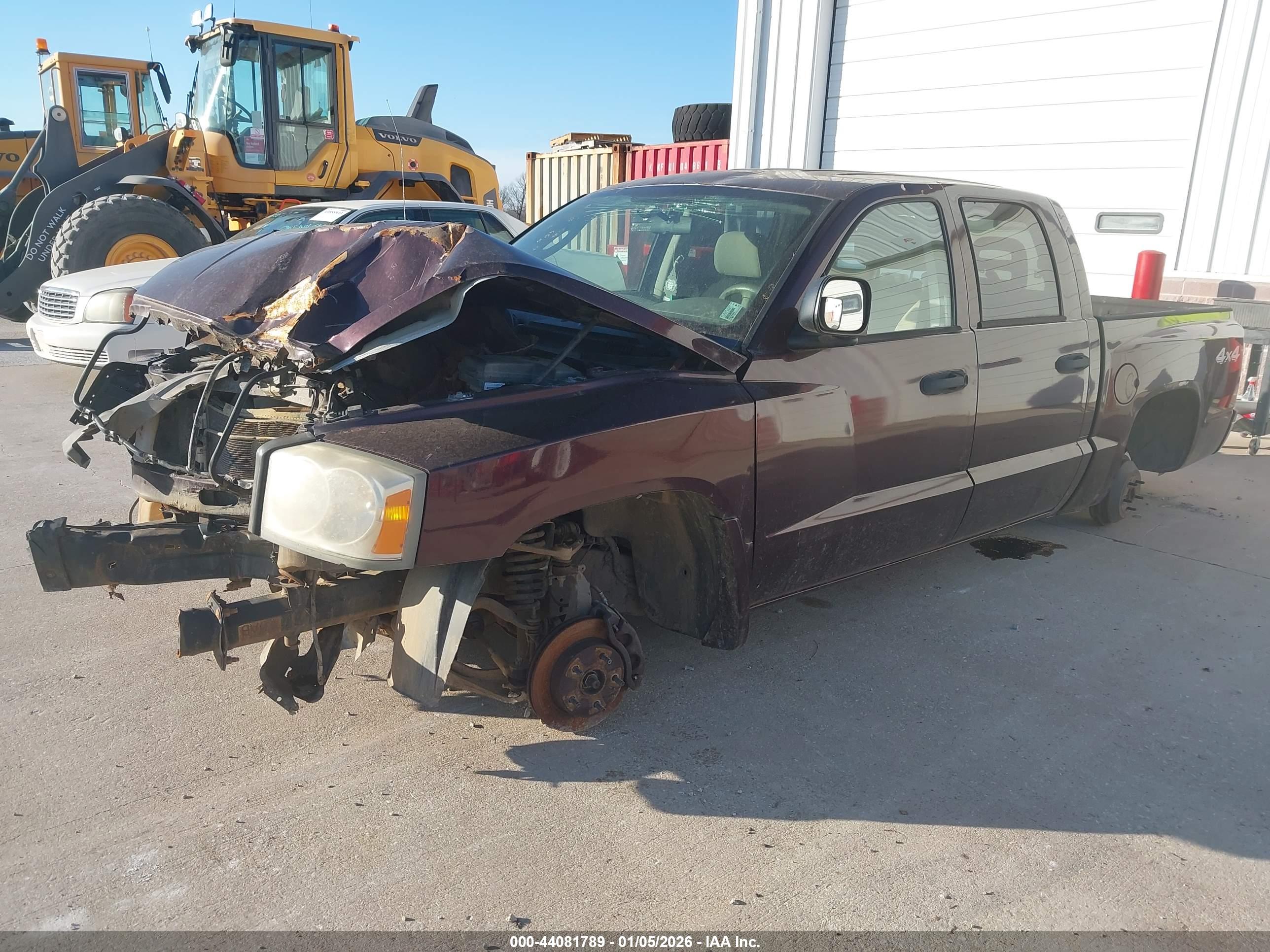 DODGE DAKOTA image 2