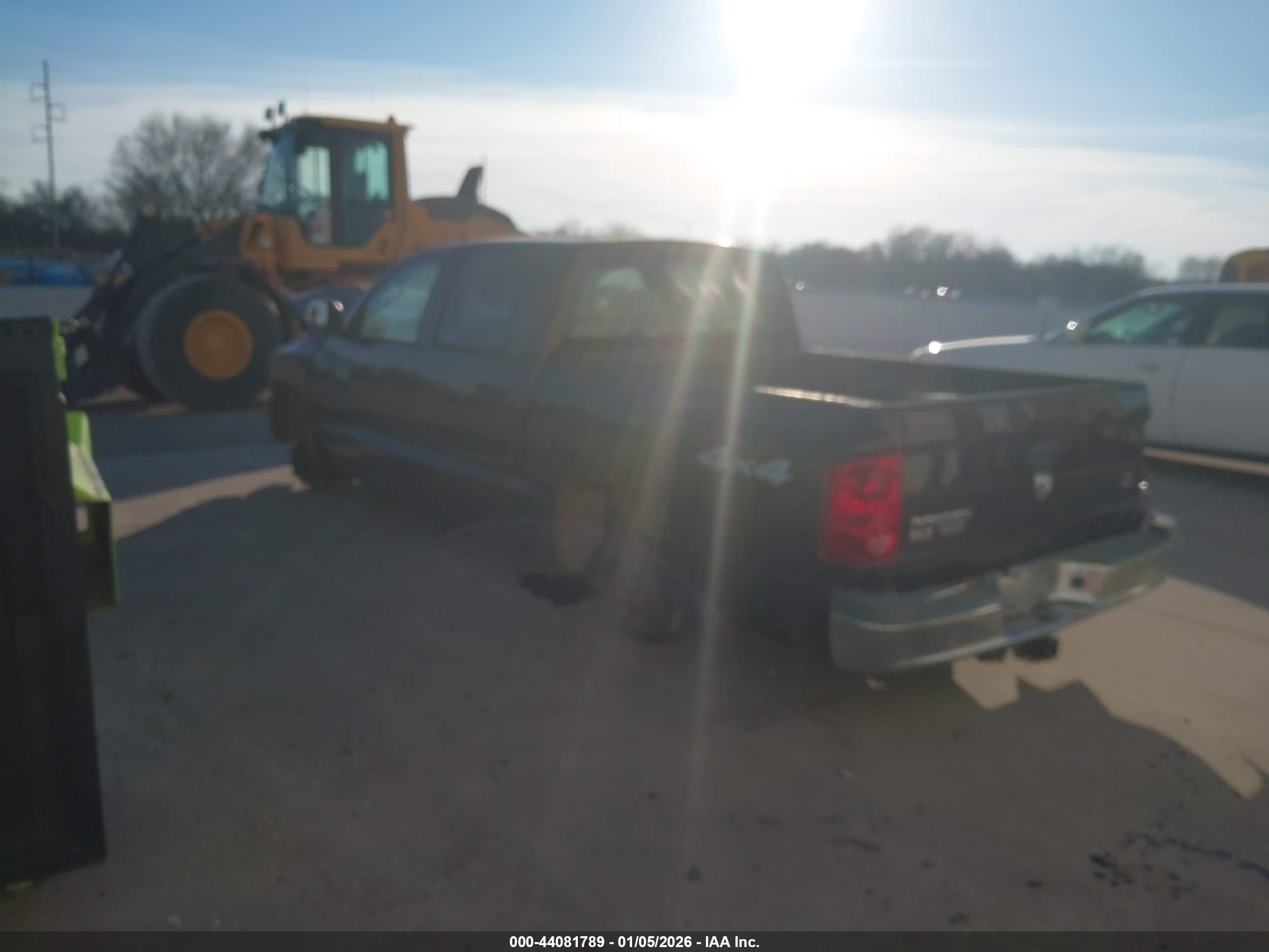DODGE DAKOTA image 3