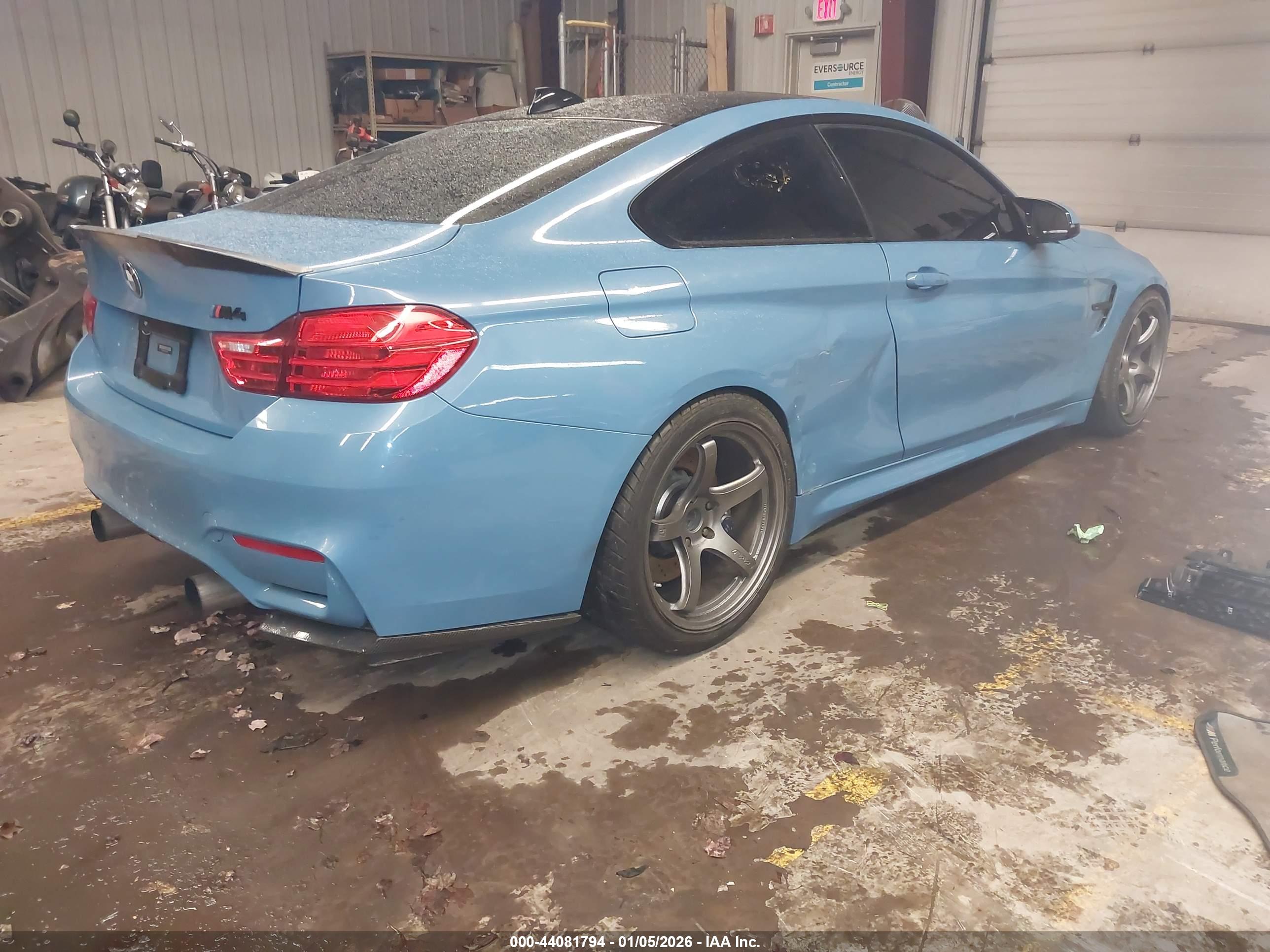 BMW M4 image 4