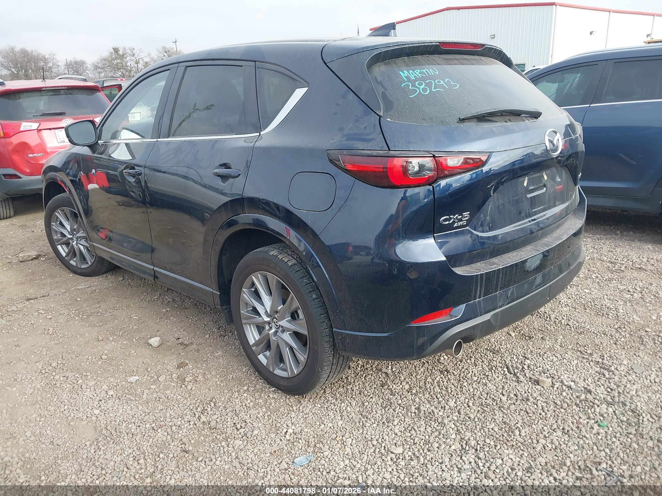 MAZDA CX-5 image 3