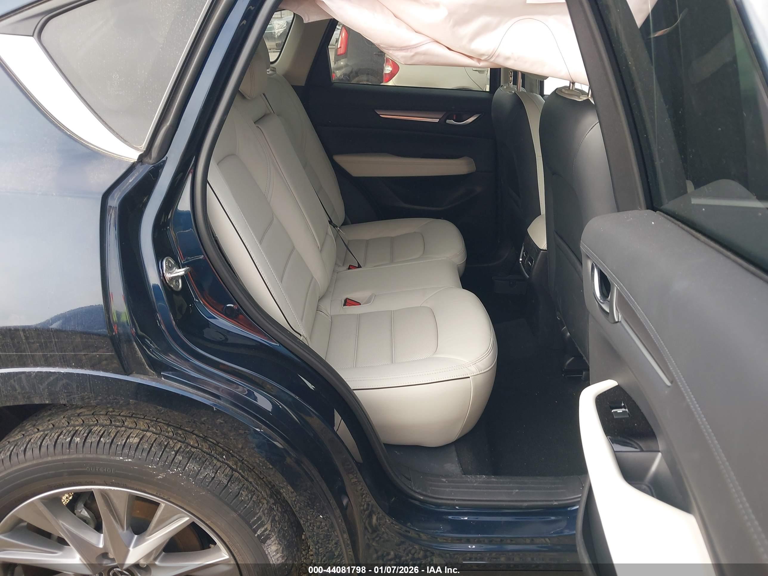 MAZDA CX-5 image 8