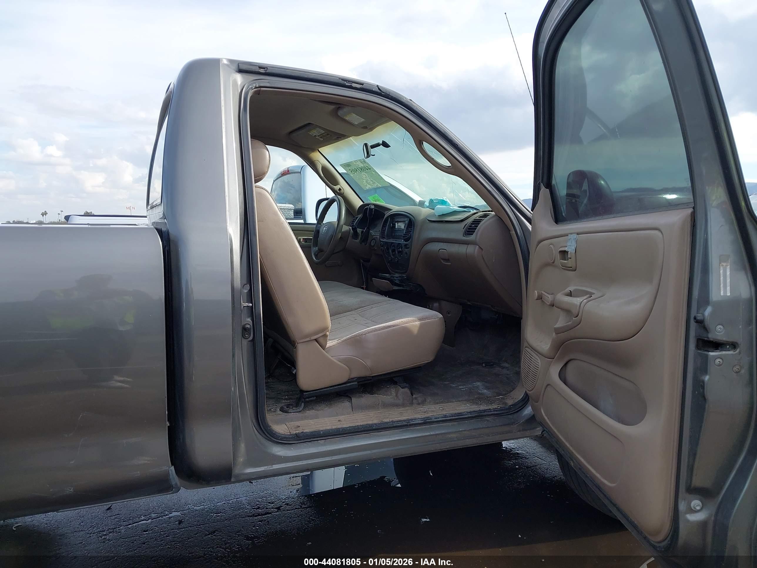 TOYOTA TUNDRA image 5