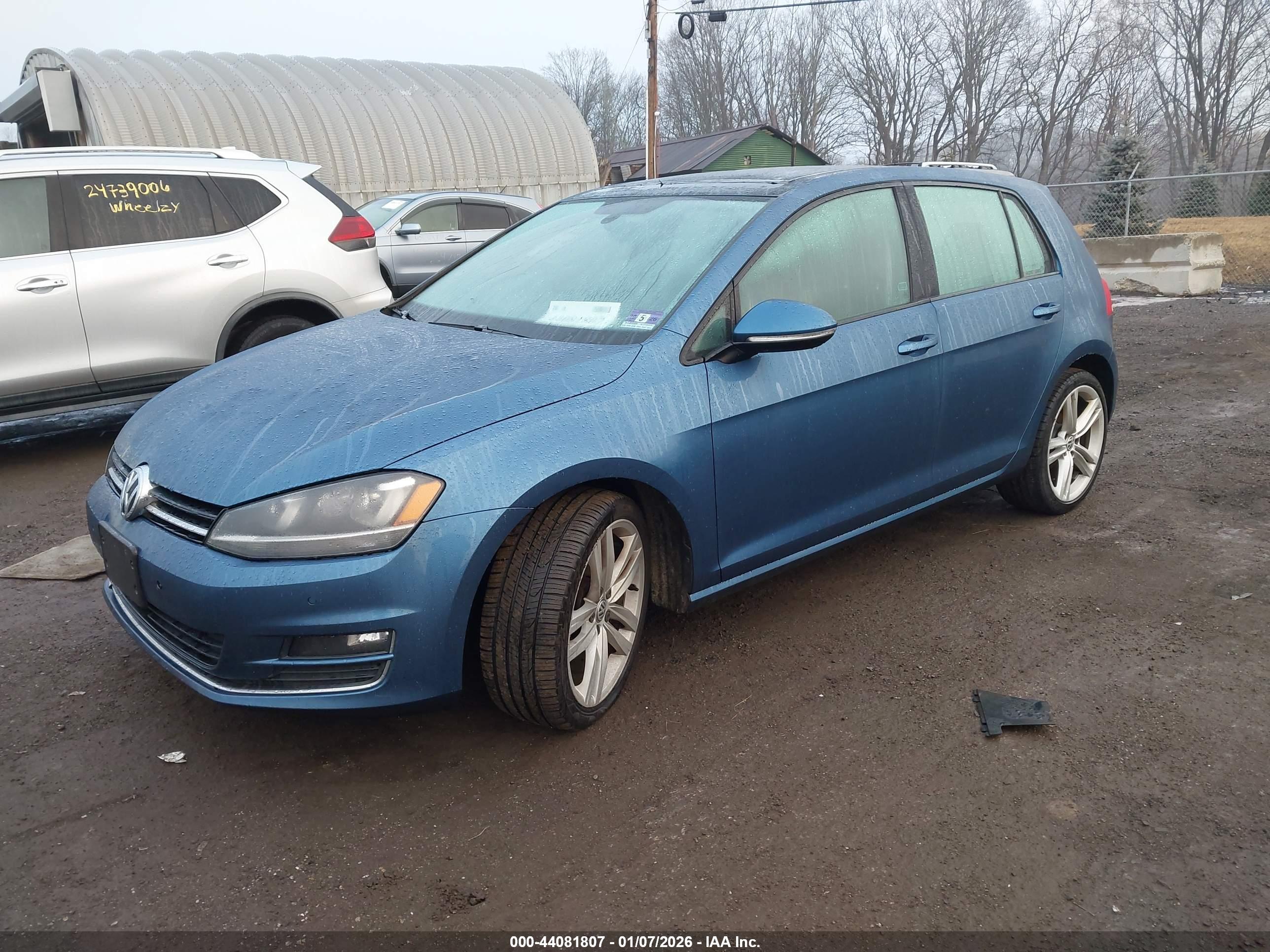 VOLKSWAGEN GOLF image 2