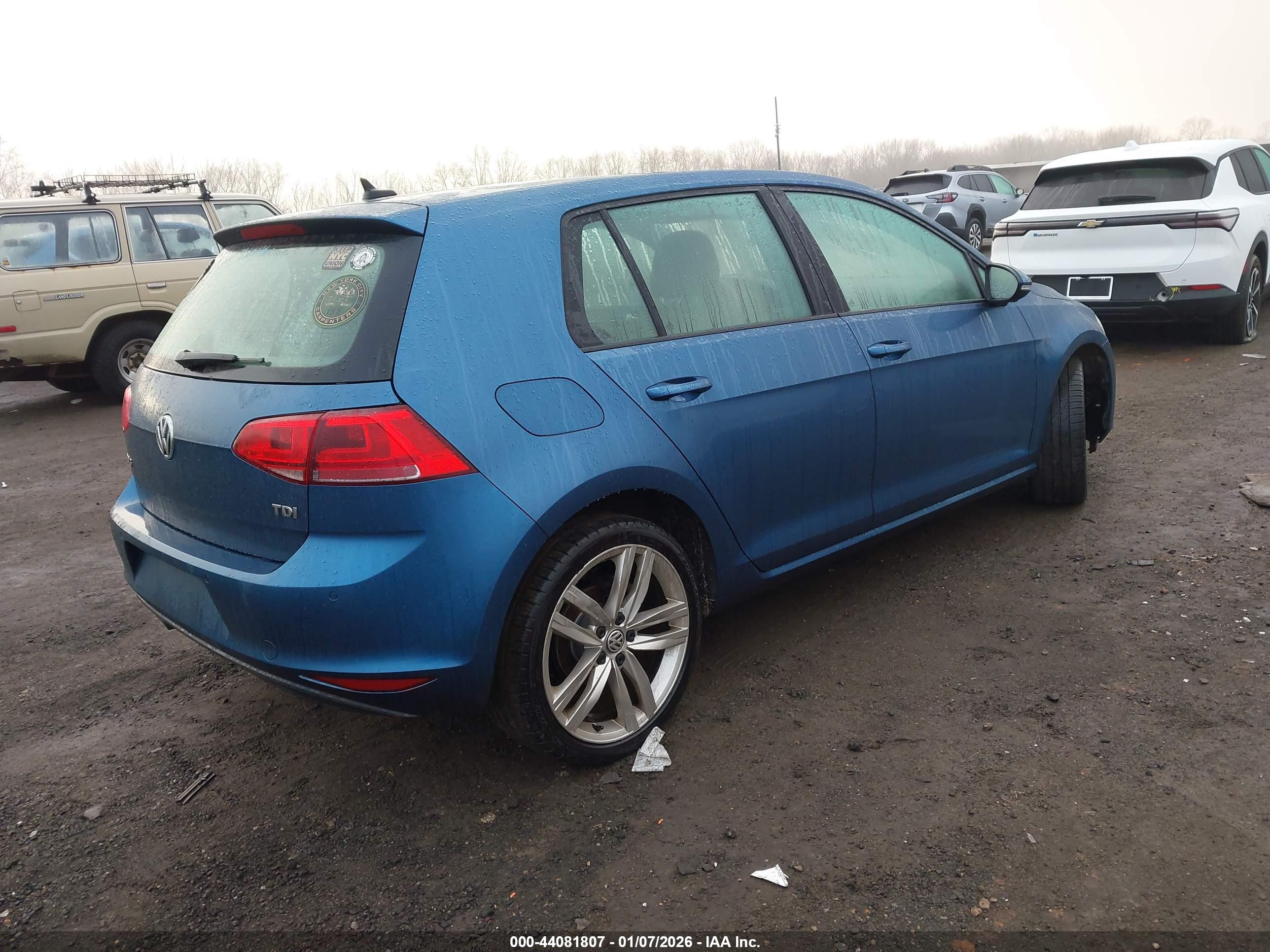 VOLKSWAGEN GOLF image 4
