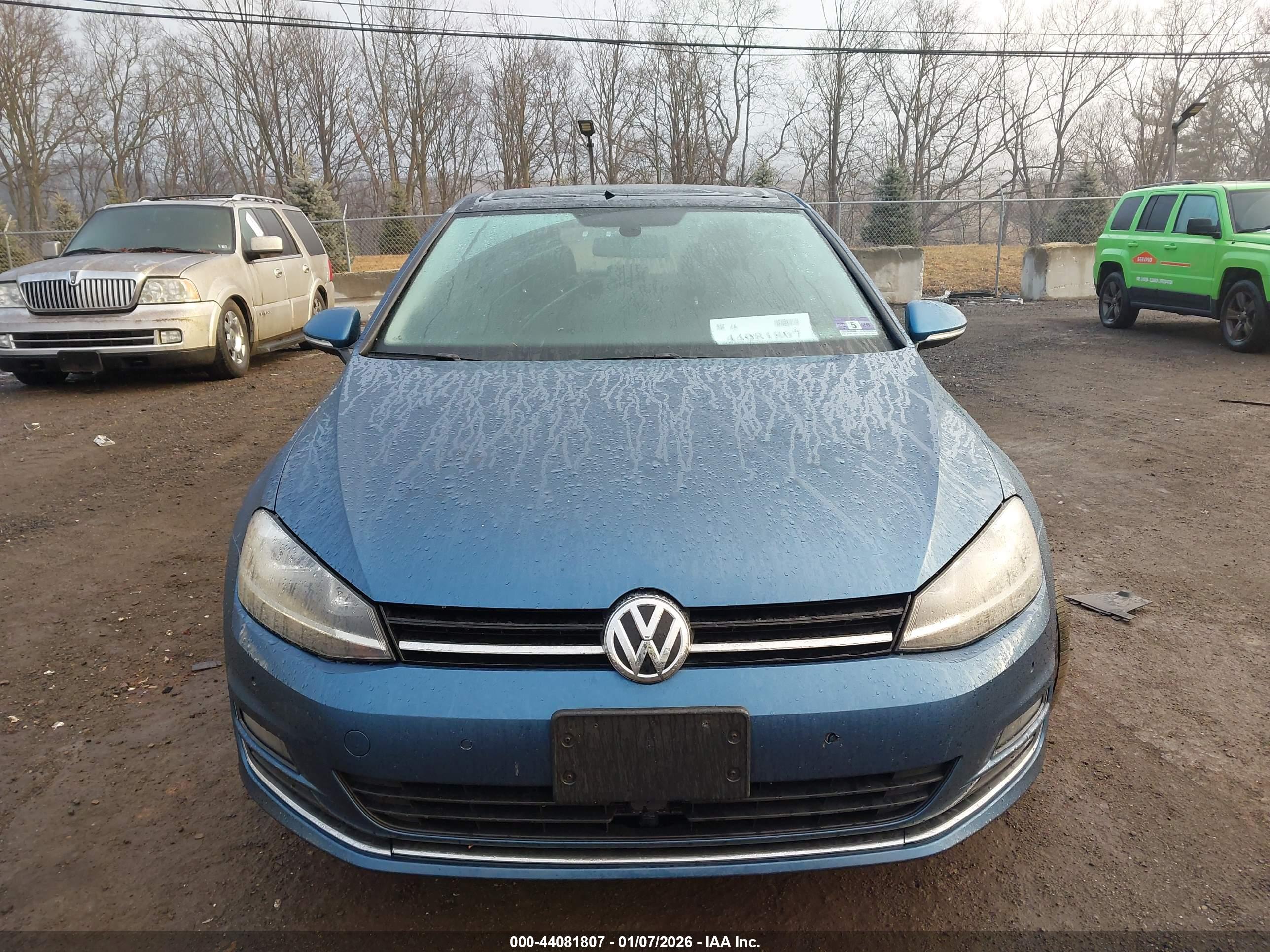 VOLKSWAGEN GOLF image 6