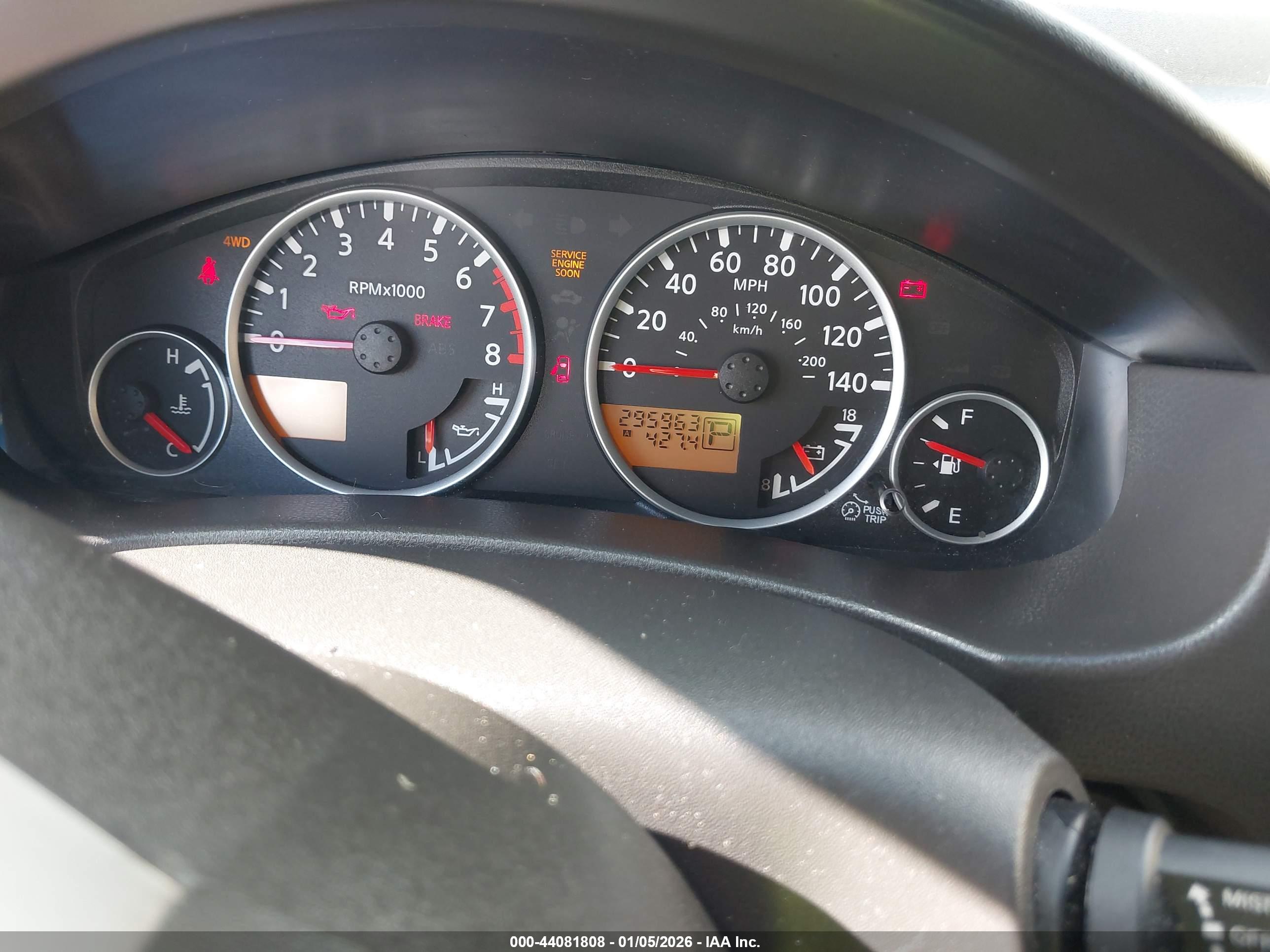 NISSAN PATHFINDER image 7
