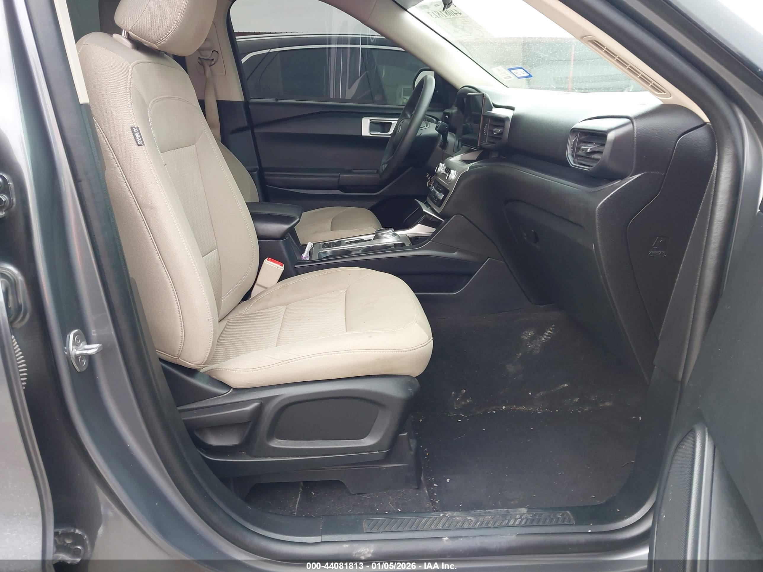 FORD EXPLORER image 5