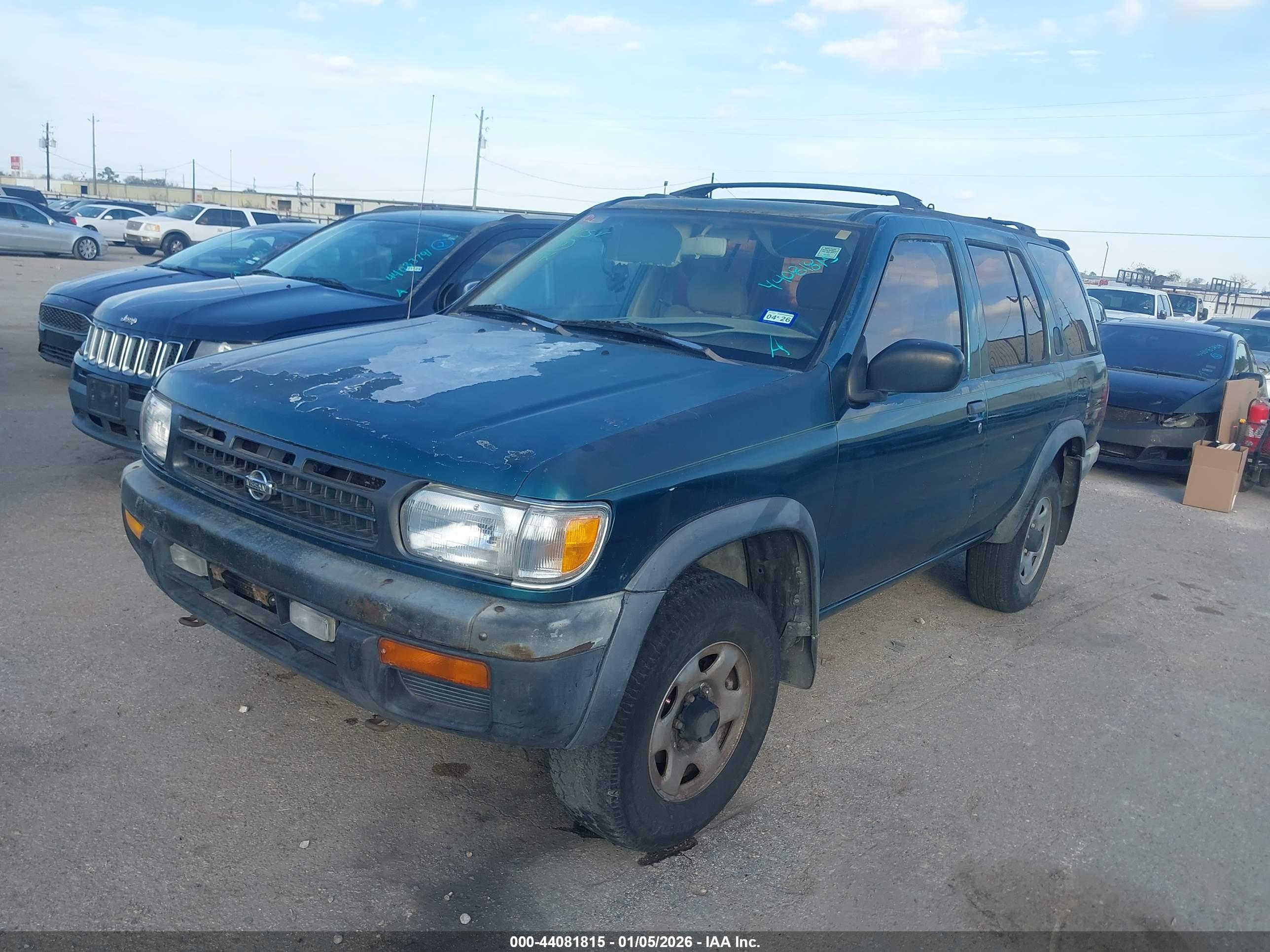 NISSAN PATHFINDER image 2