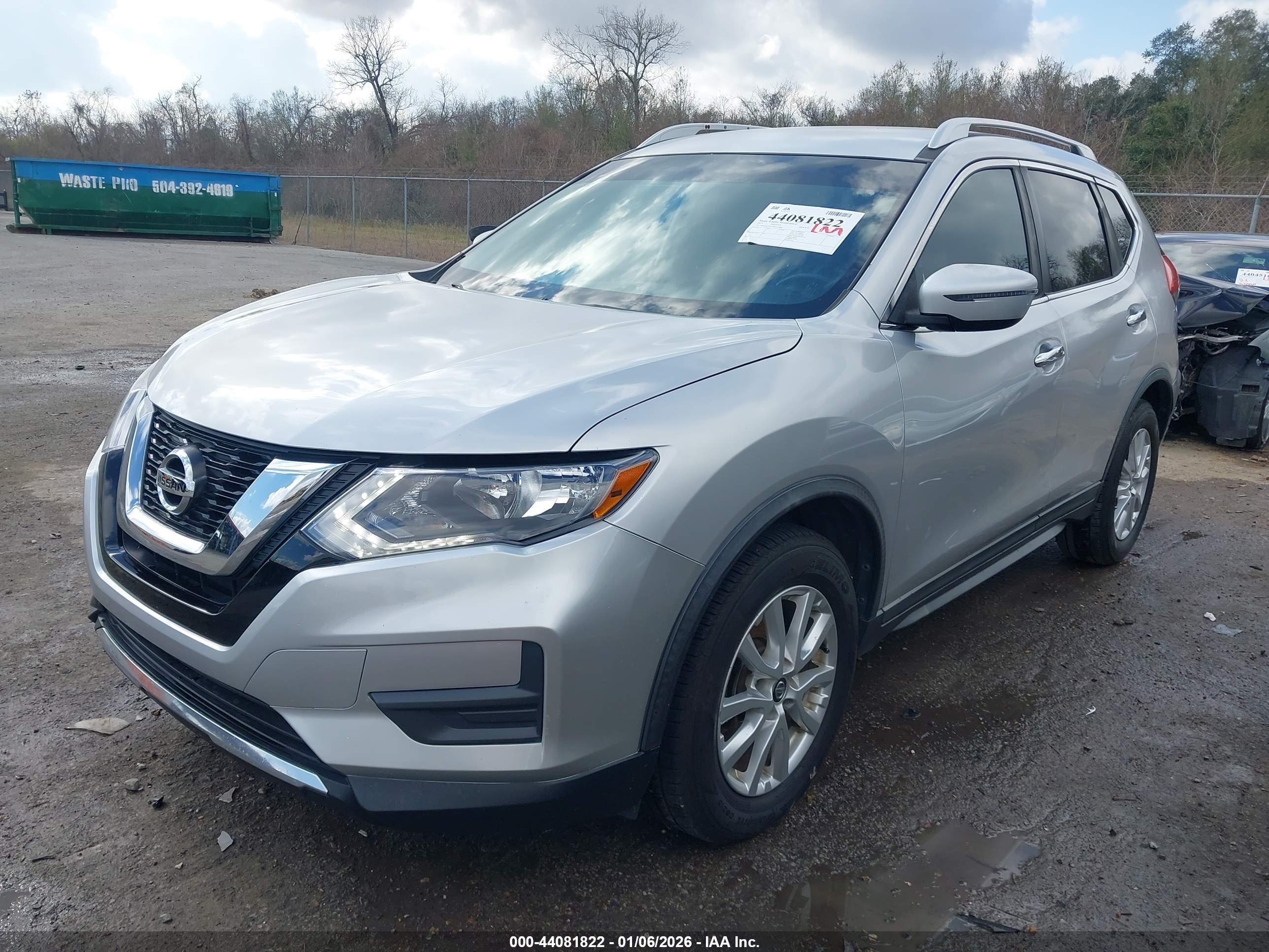 NISSAN ROGUE image 2