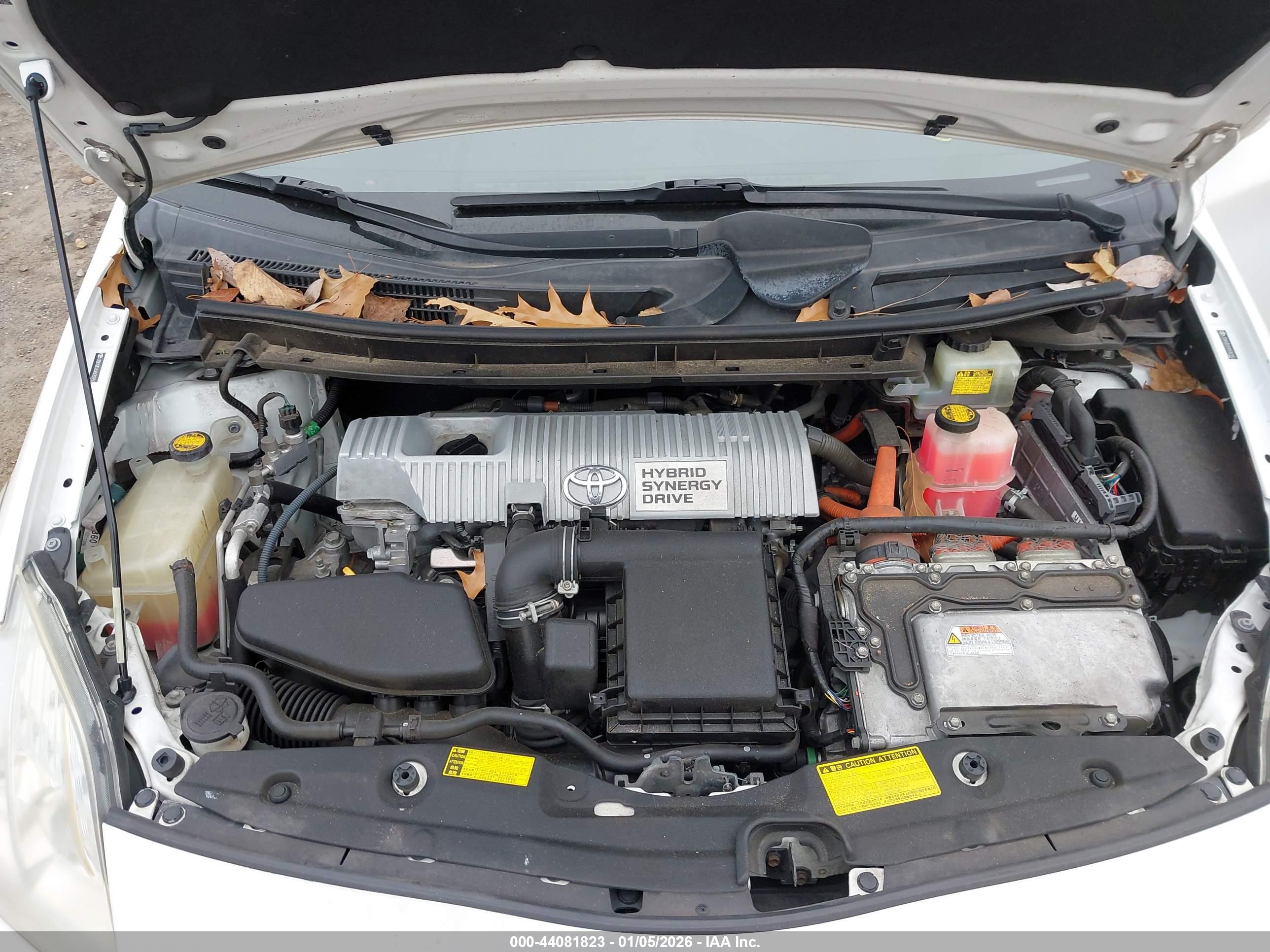 TOYOTA PRIUS image 10