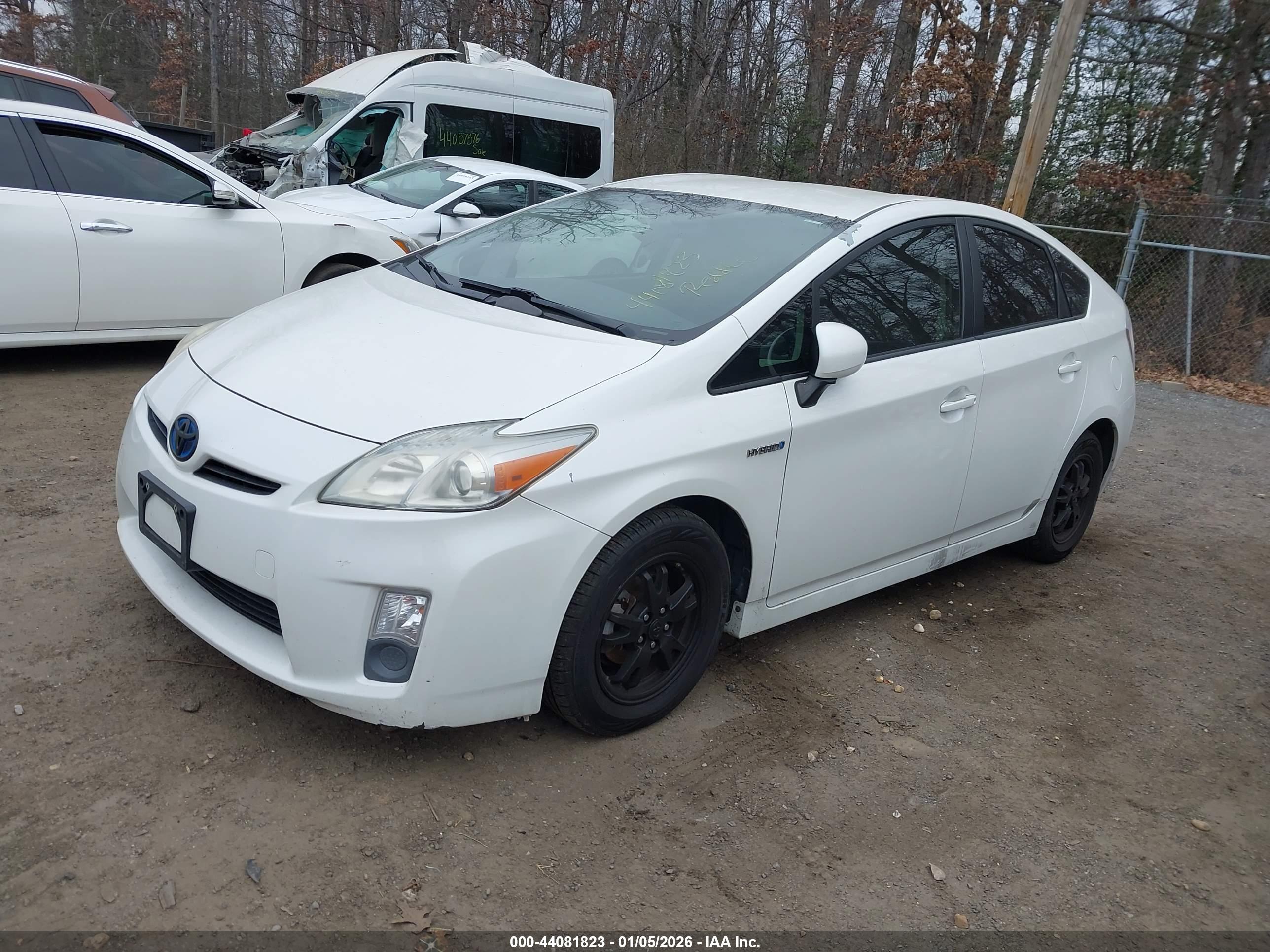 TOYOTA PRIUS image 2
