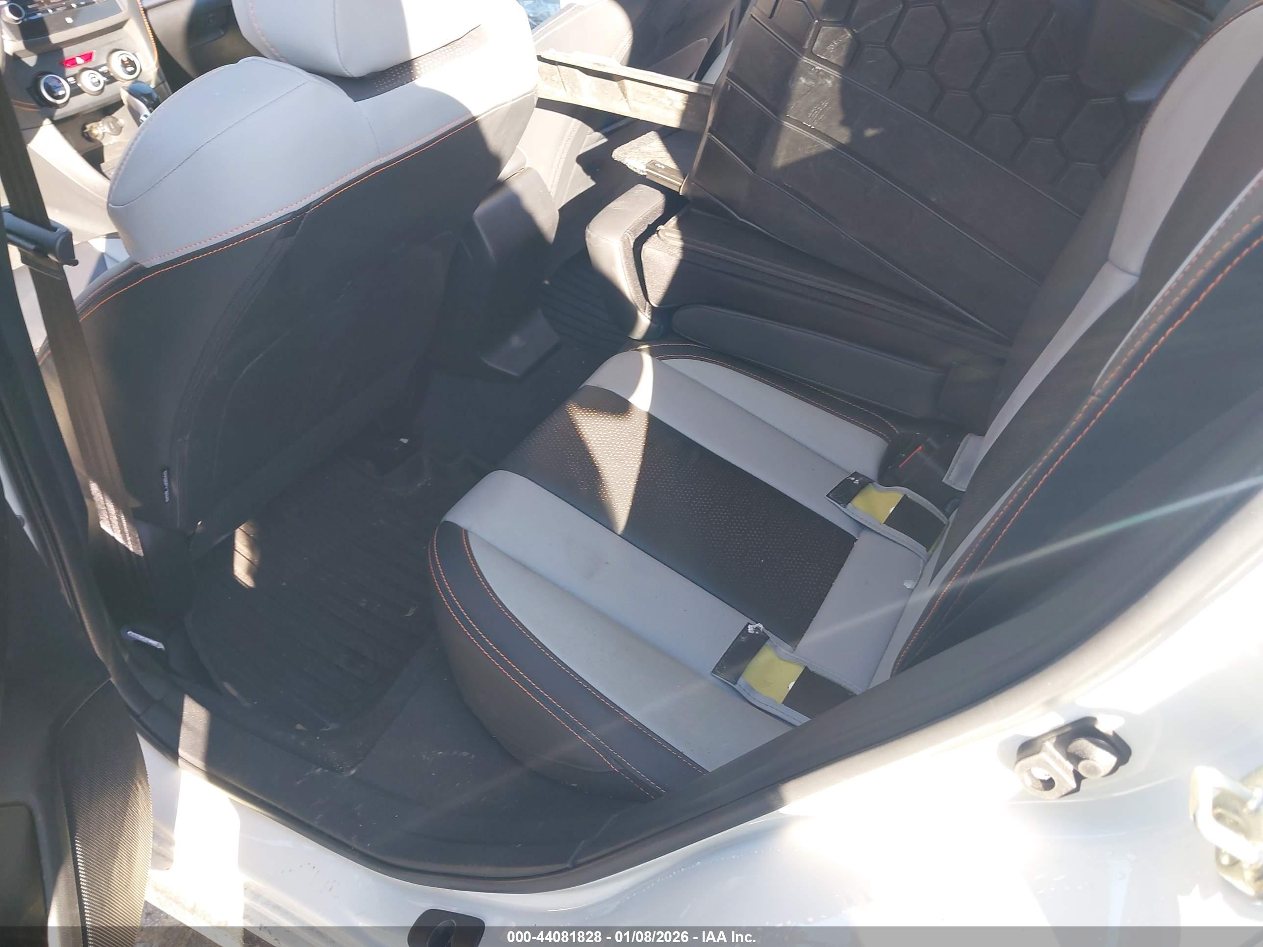 SUBARU CROSSTREK image 5