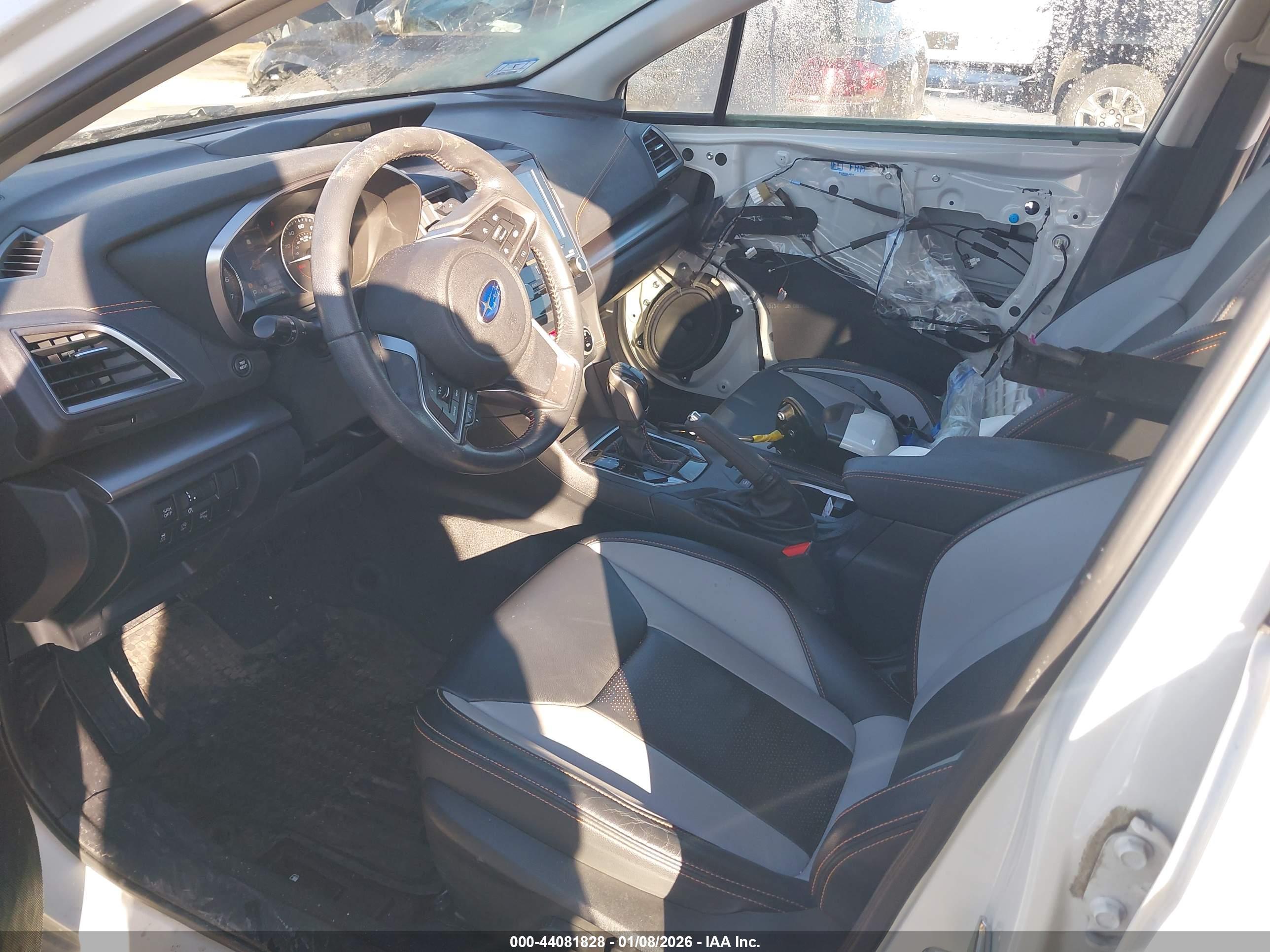 SUBARU CROSSTREK image 8